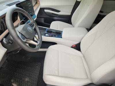 2027 Volkswagen Atlas SE w/Technology