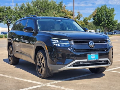 2027 Volkswagen Atlas SE w/Technology