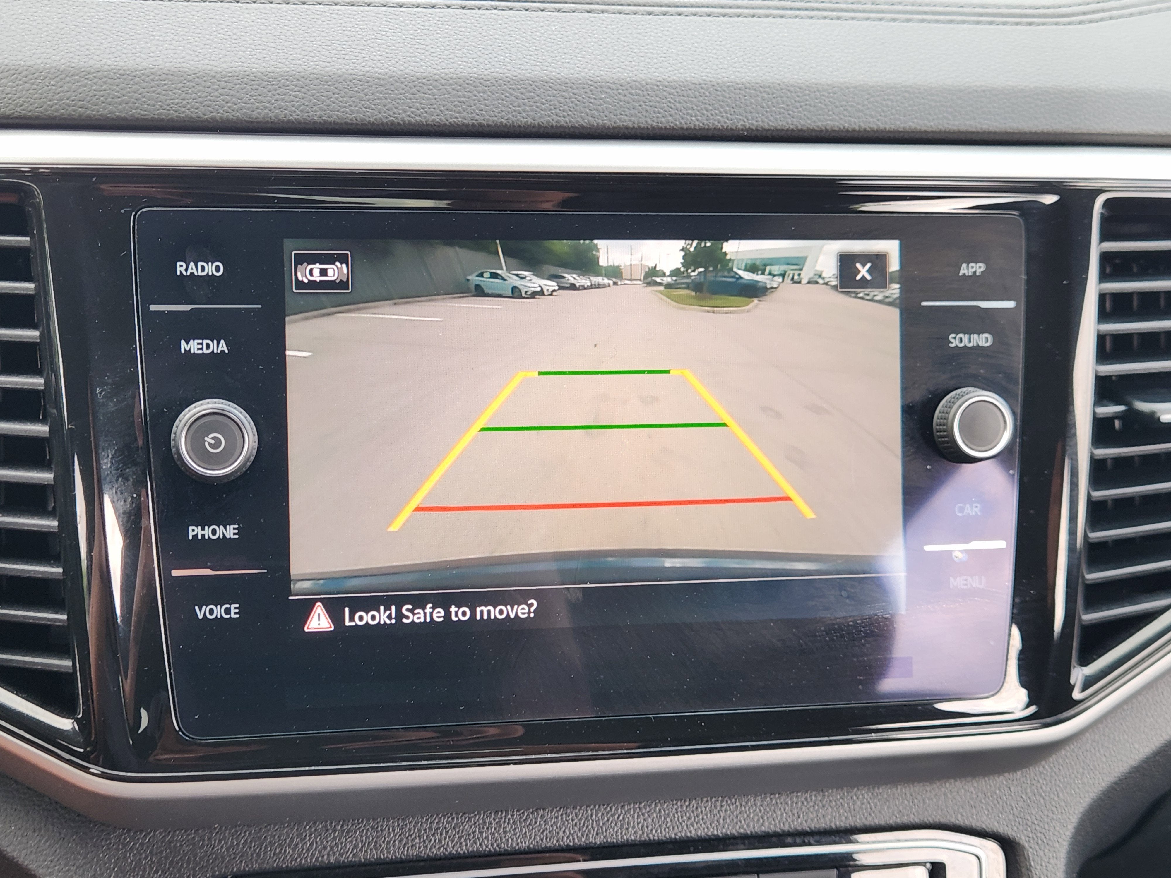 2023 Volkswagen Atlas Cross Sport 3.6L V6 SE w/Technology