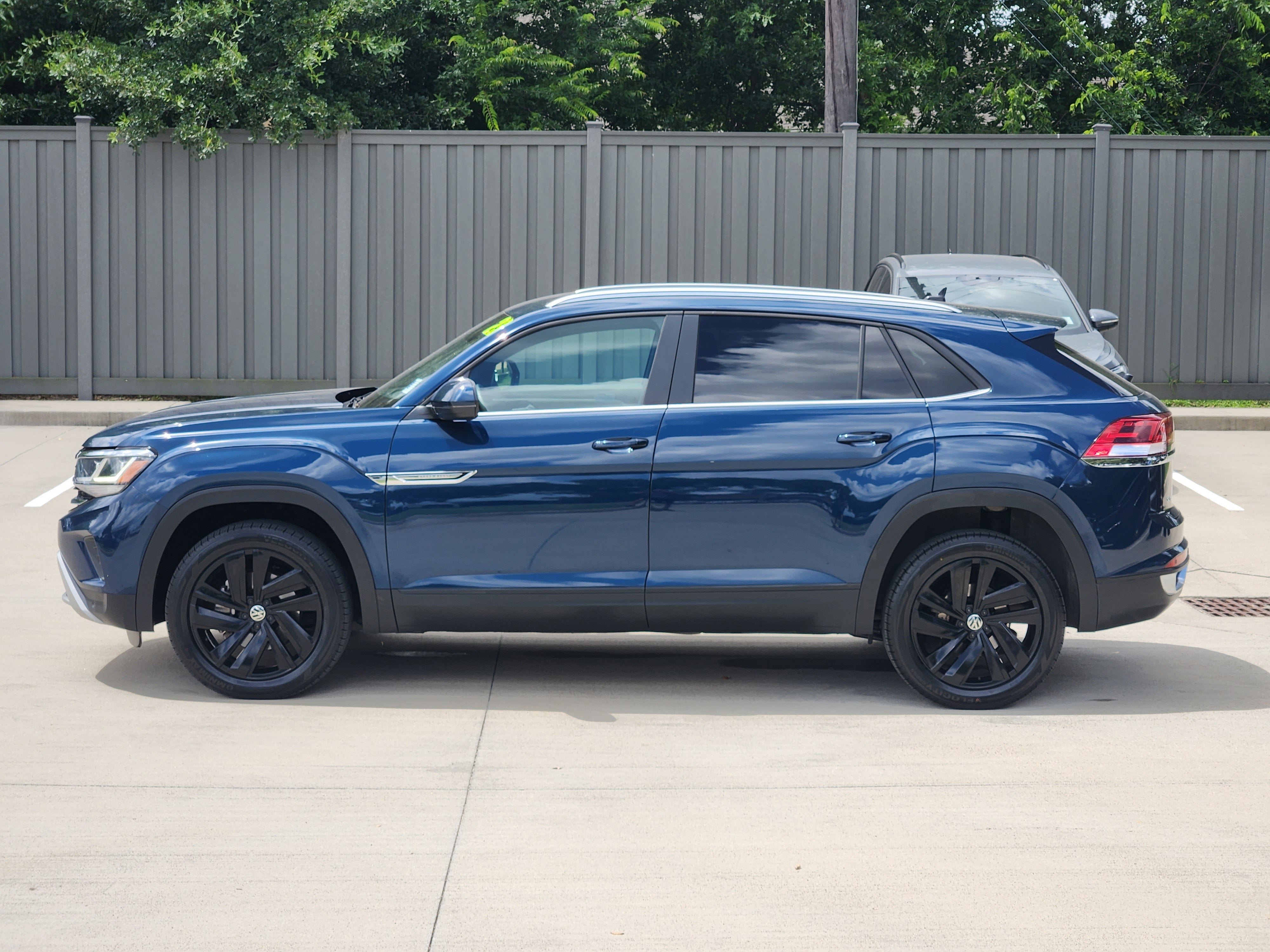 2023 Volkswagen Atlas Cross Sport 3.6L V6 SE w/Technology