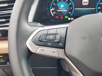 2025 Volkswagen Atlas Cross Sport 2.0T SE w/Technology