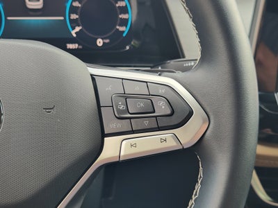 2025 Volkswagen Atlas Cross Sport 2.0T SE w/Technology