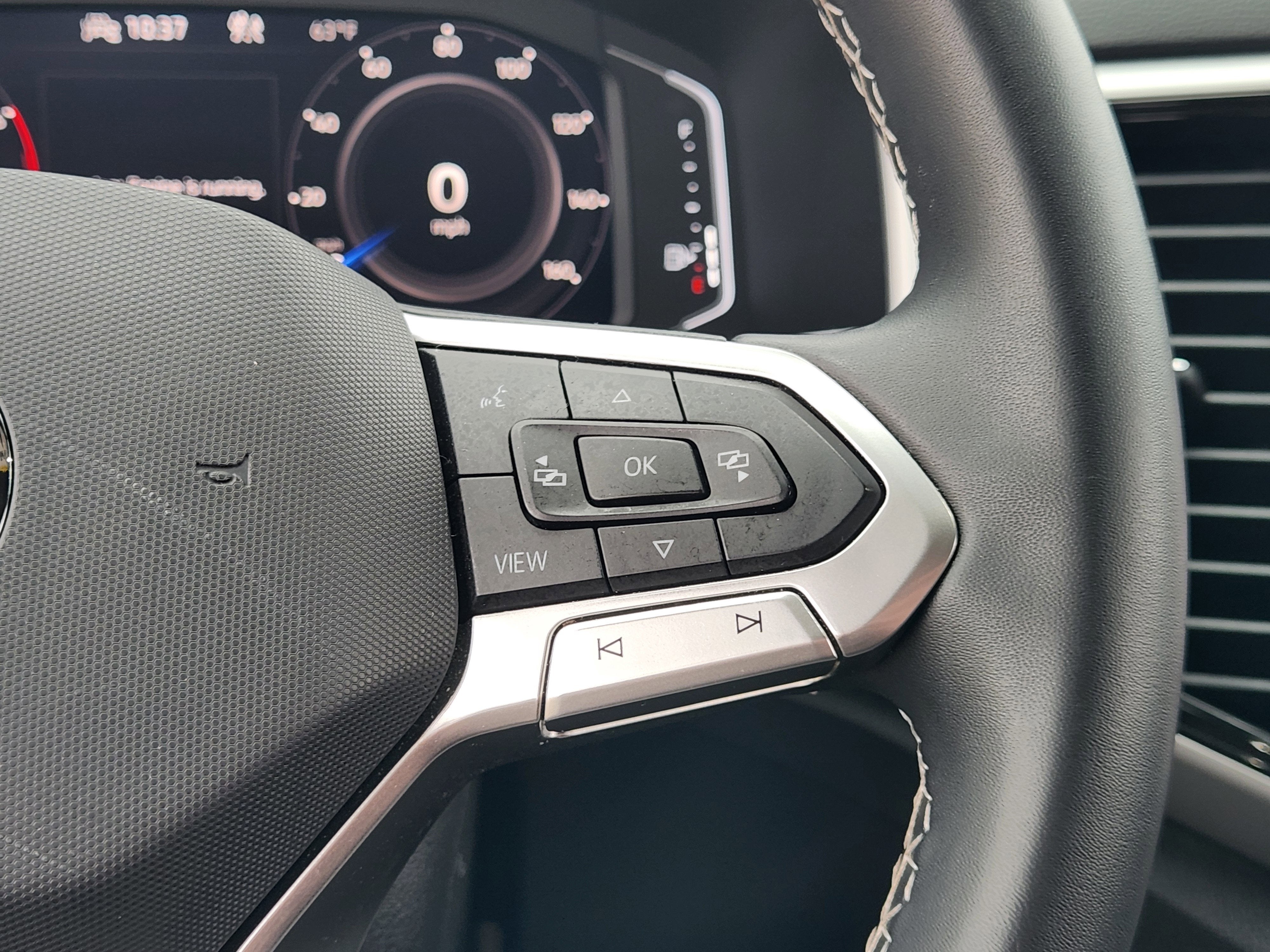 2022 Volkswagen Atlas Cross Sport 3.6L V6 SE w/Technology