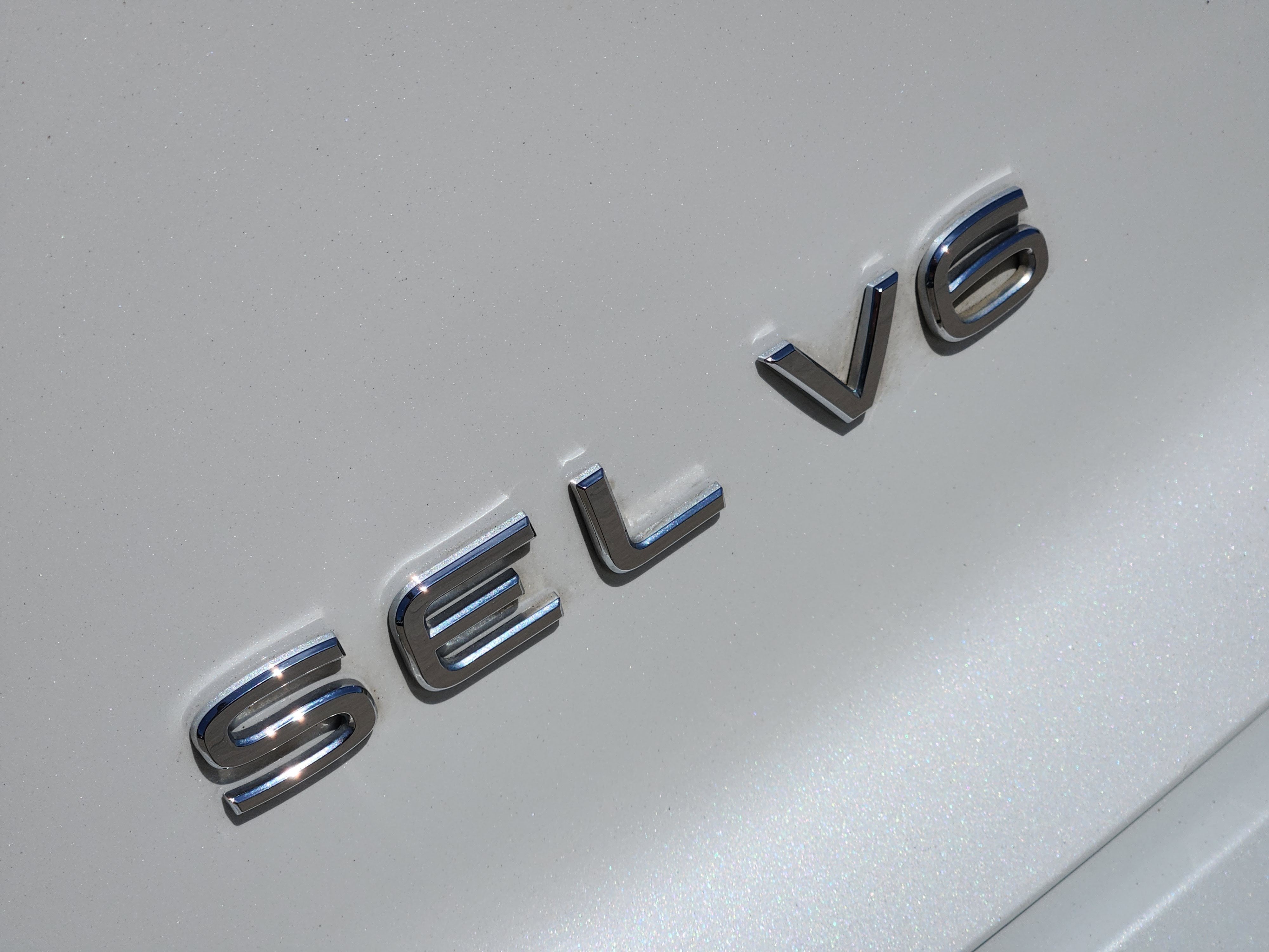 2023 Volkswagen Atlas Cross Sport 3.6L V6 SEL R-Line Black