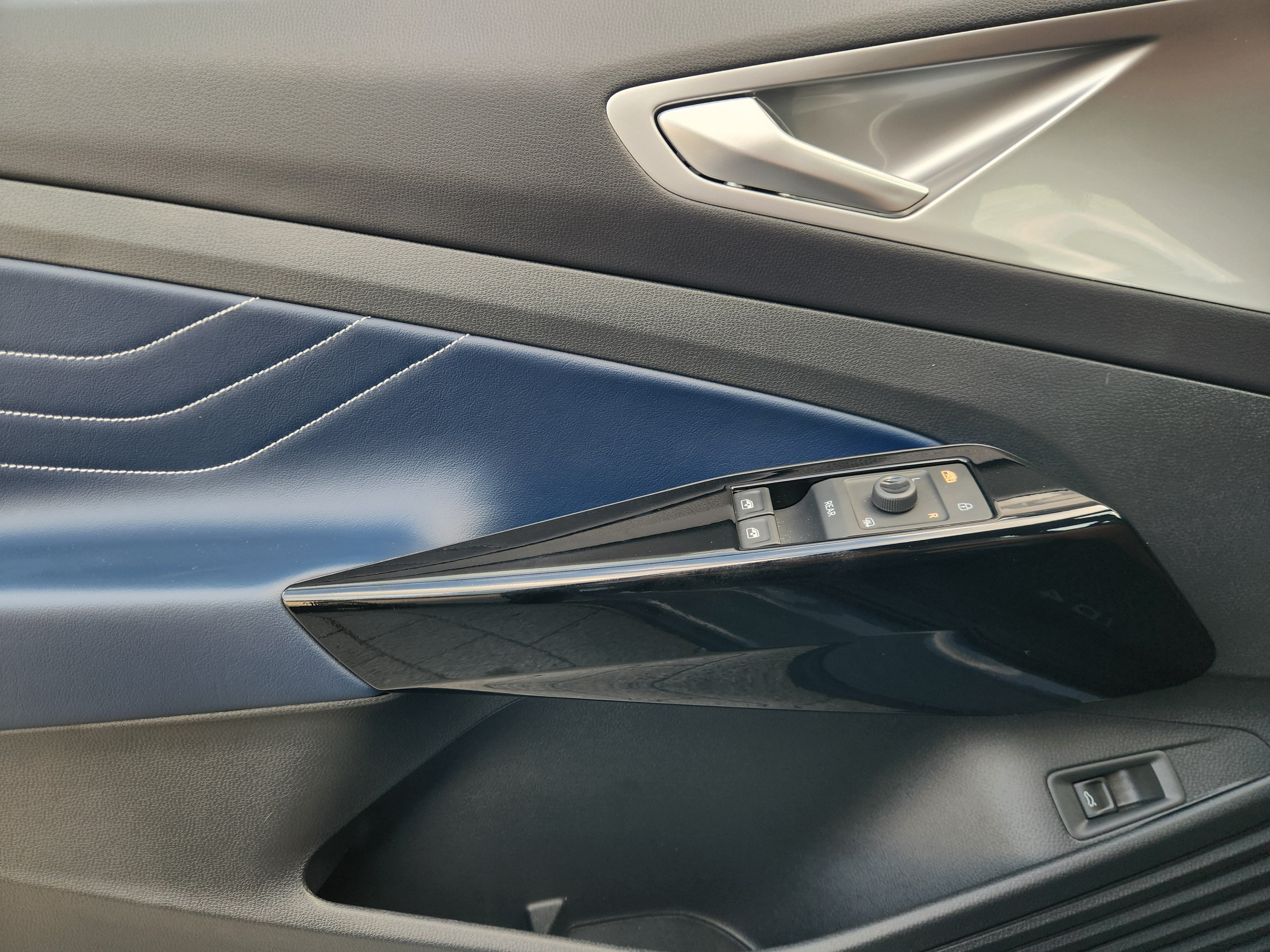 2025 Volkswagen ID.4 Pro S