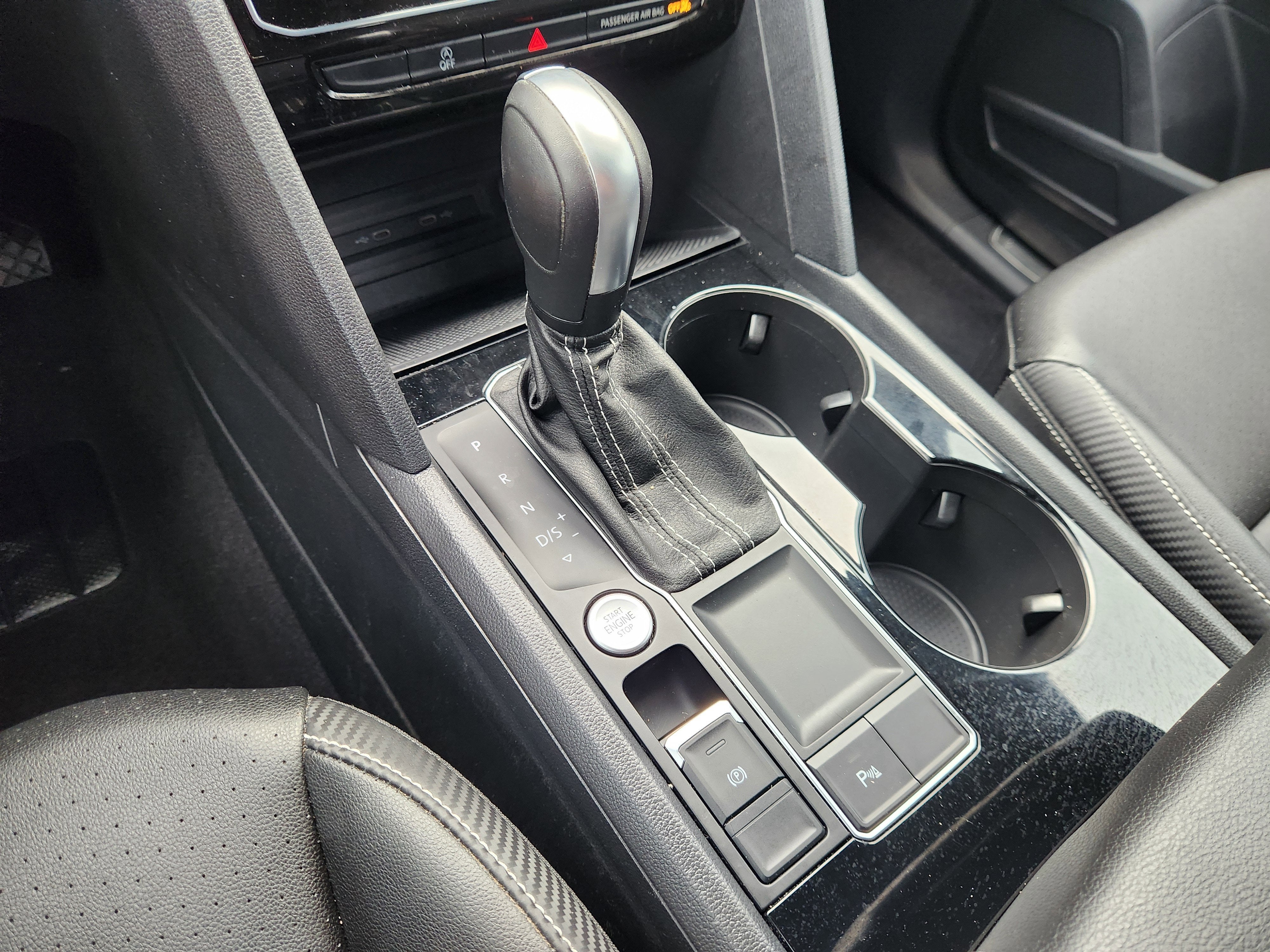 2023 Volkswagen Atlas Cross Sport 2.0T SE w/Technology