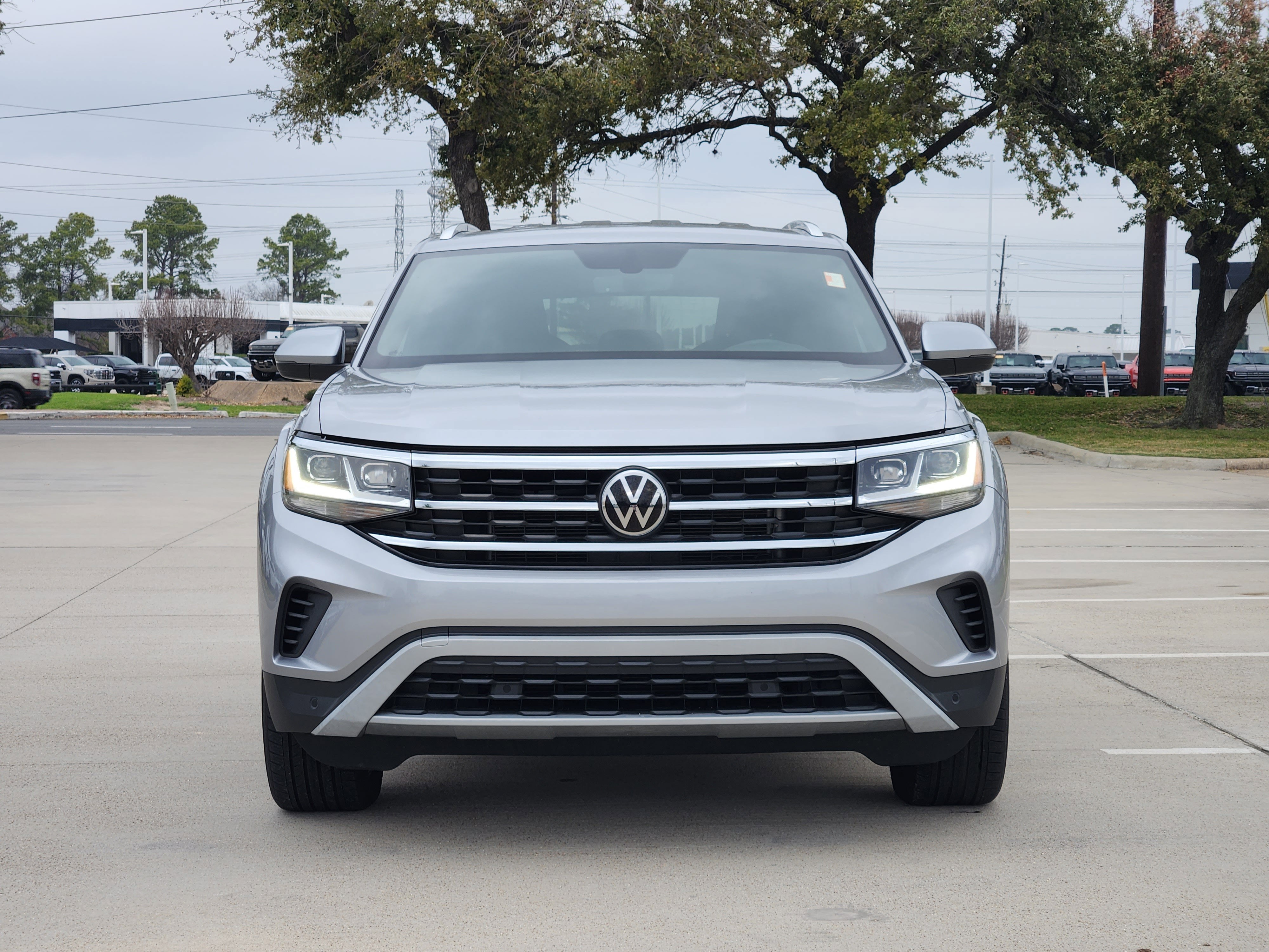 2023 Volkswagen Atlas Cross Sport 2.0T SE w/Technology