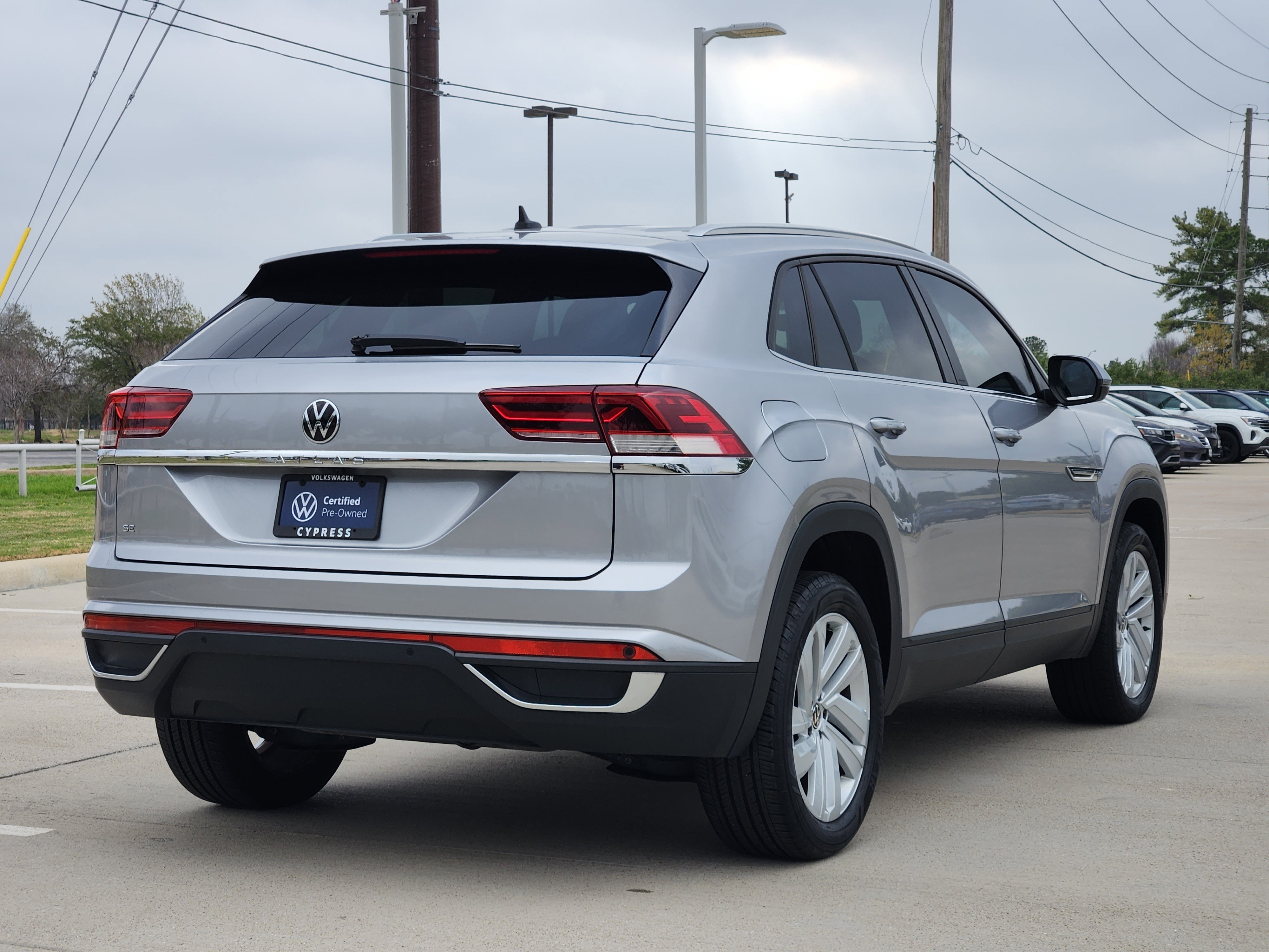 2023 Volkswagen Atlas Cross Sport 2.0T SE w/Technology