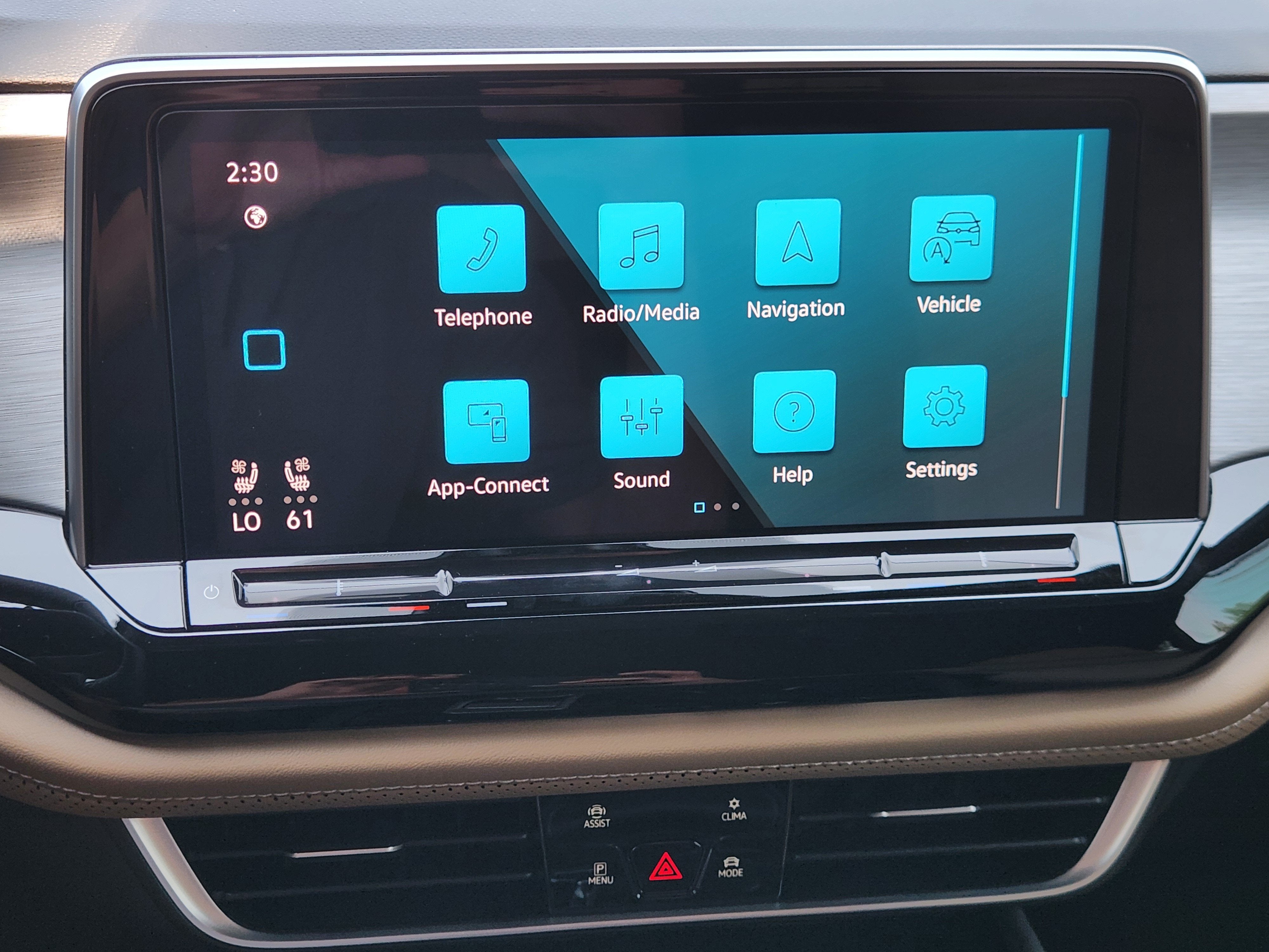 2026 Volkswagen Atlas Cross Sport 2.0T SE w/Technology