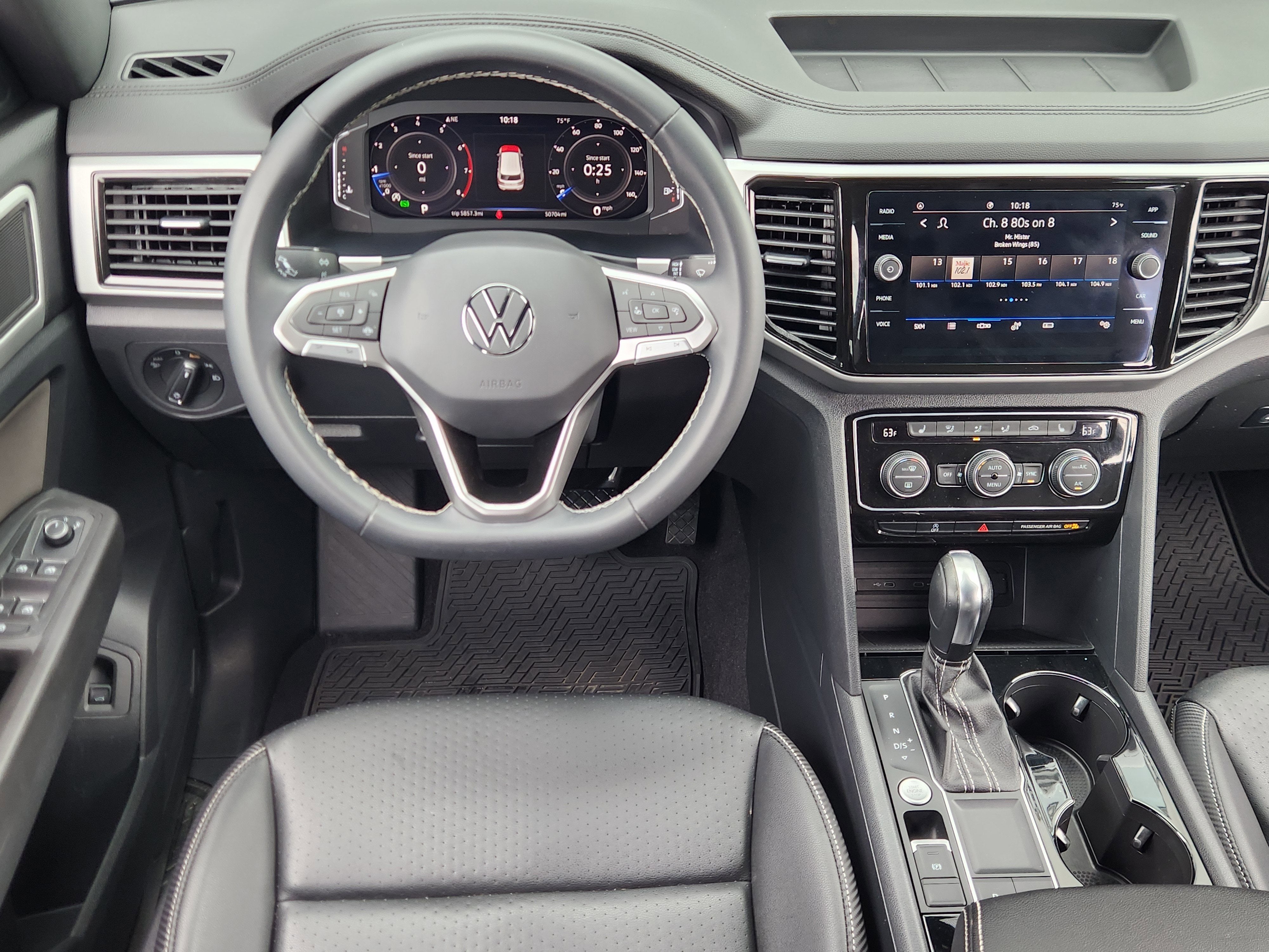 2023 Volkswagen Atlas Cross Sport 2.0T SE w/Technology