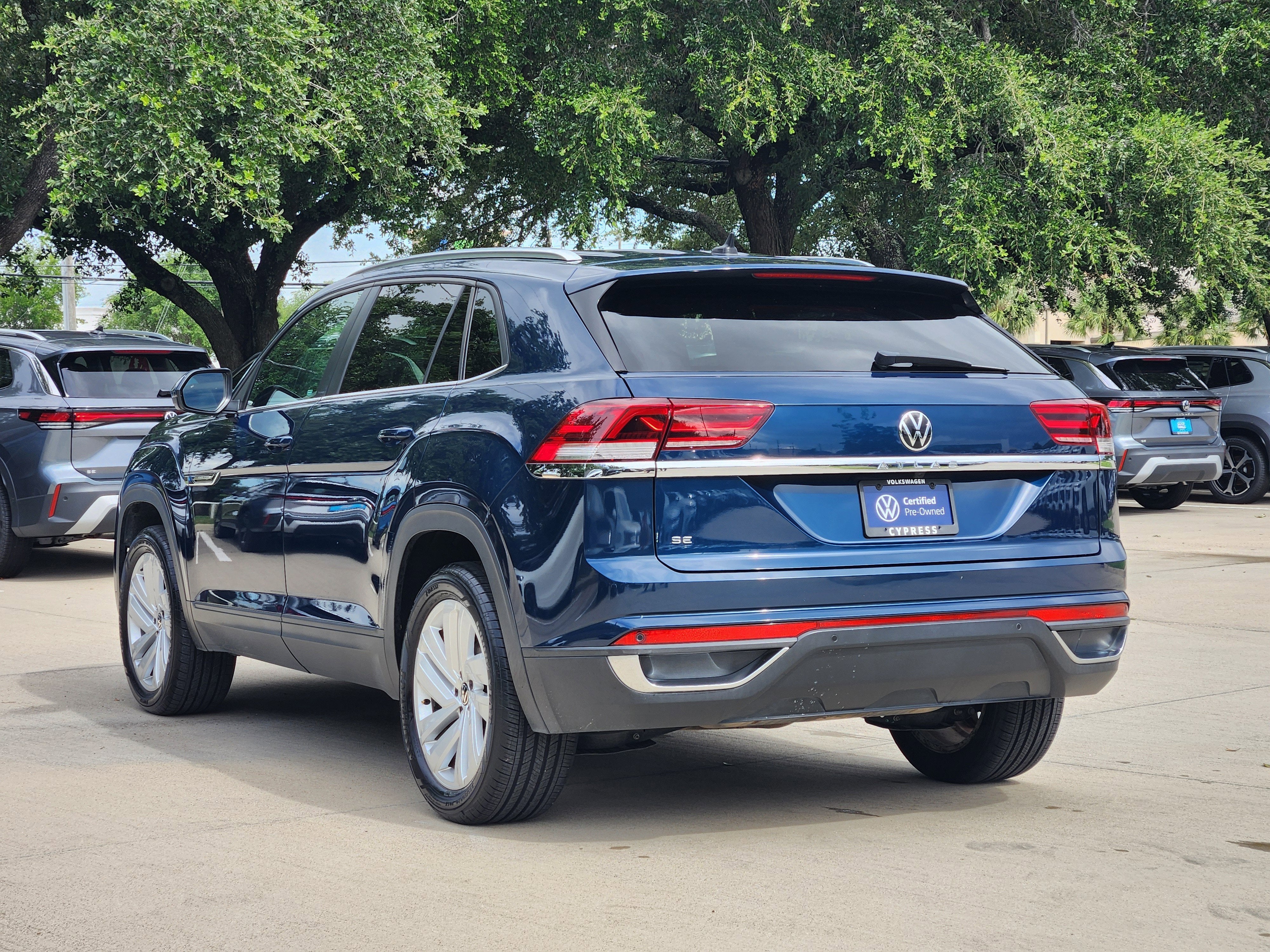 2023 Volkswagen Atlas Cross Sport 2.0T SE w/Technology