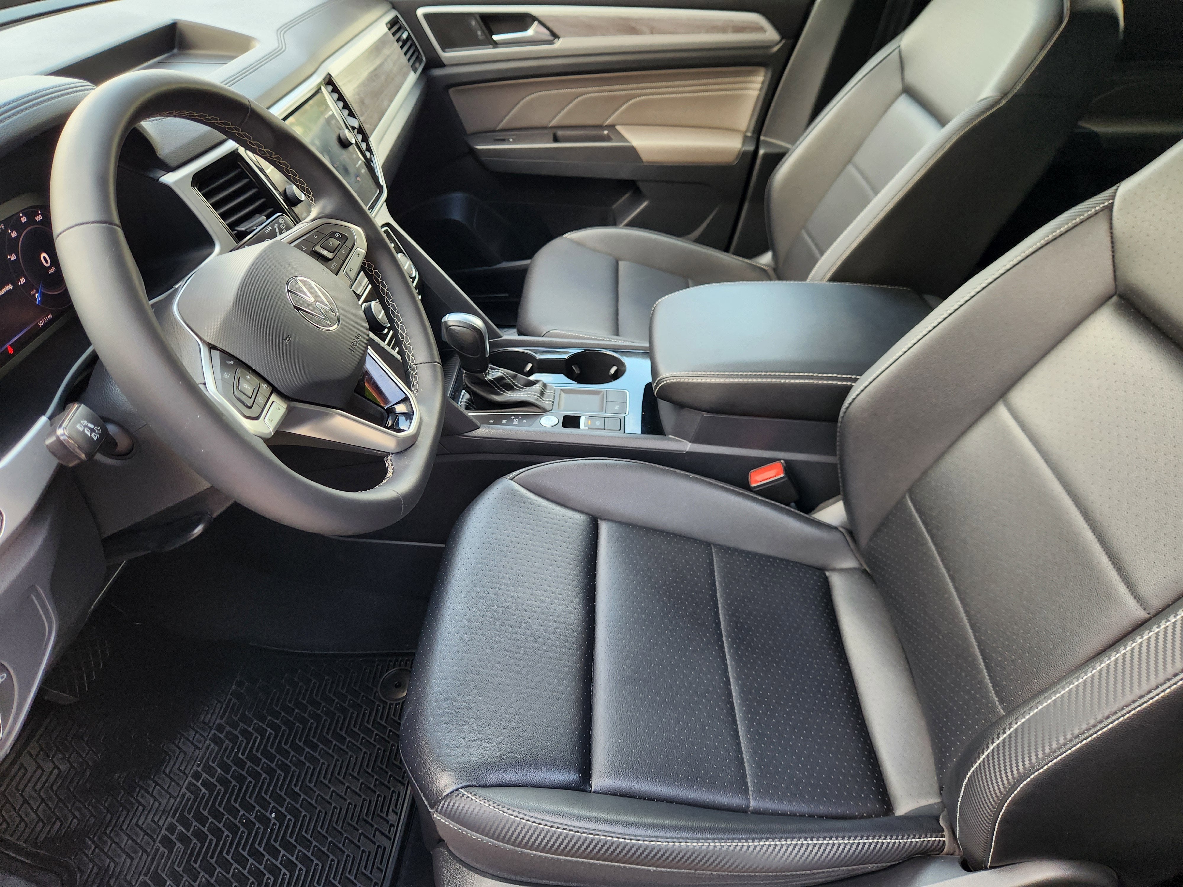 2023 Volkswagen Atlas Cross Sport 2.0T SE w/Technology