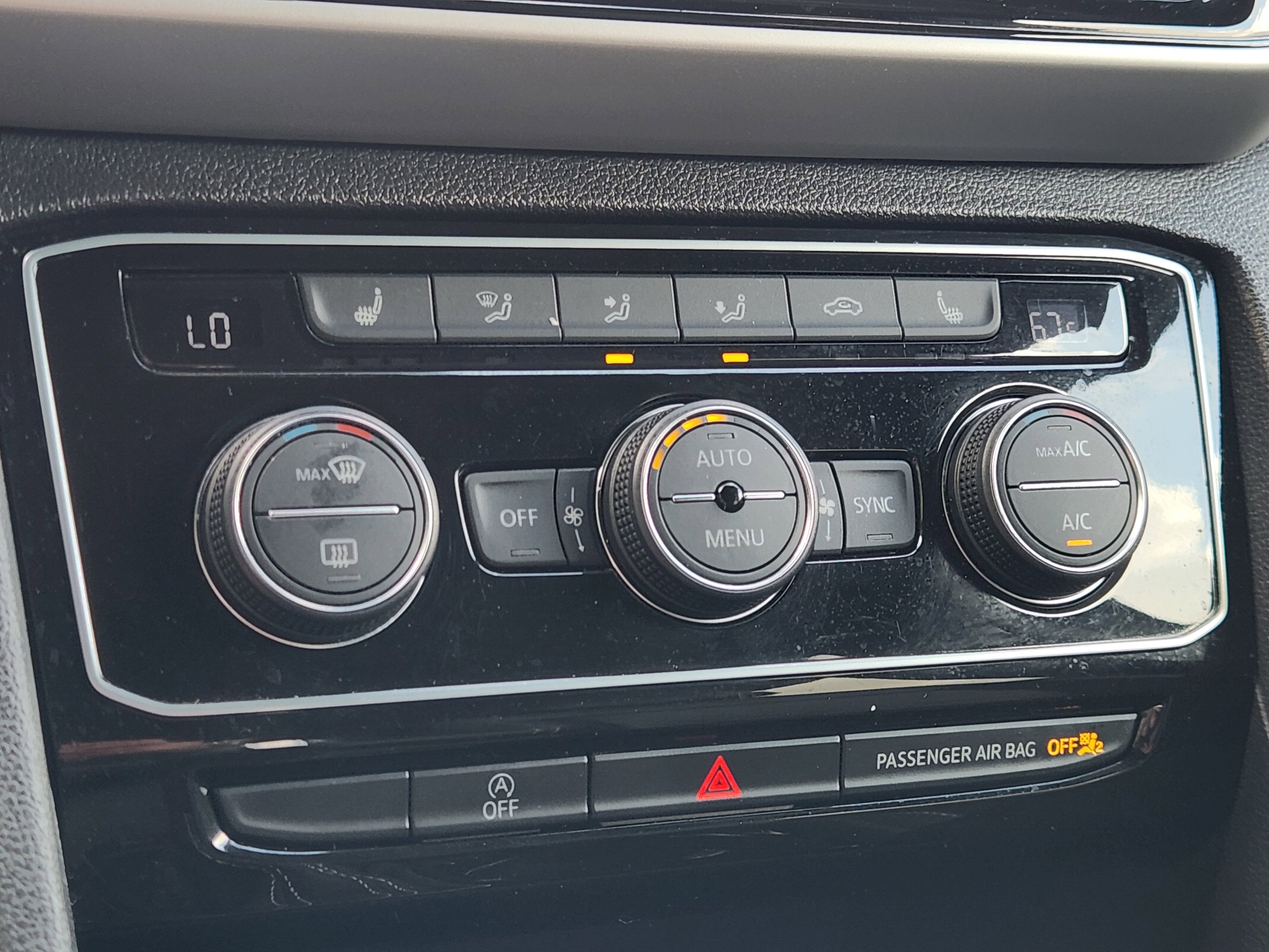 2023 Volkswagen Atlas Cross Sport 2.0T SE w/Technology