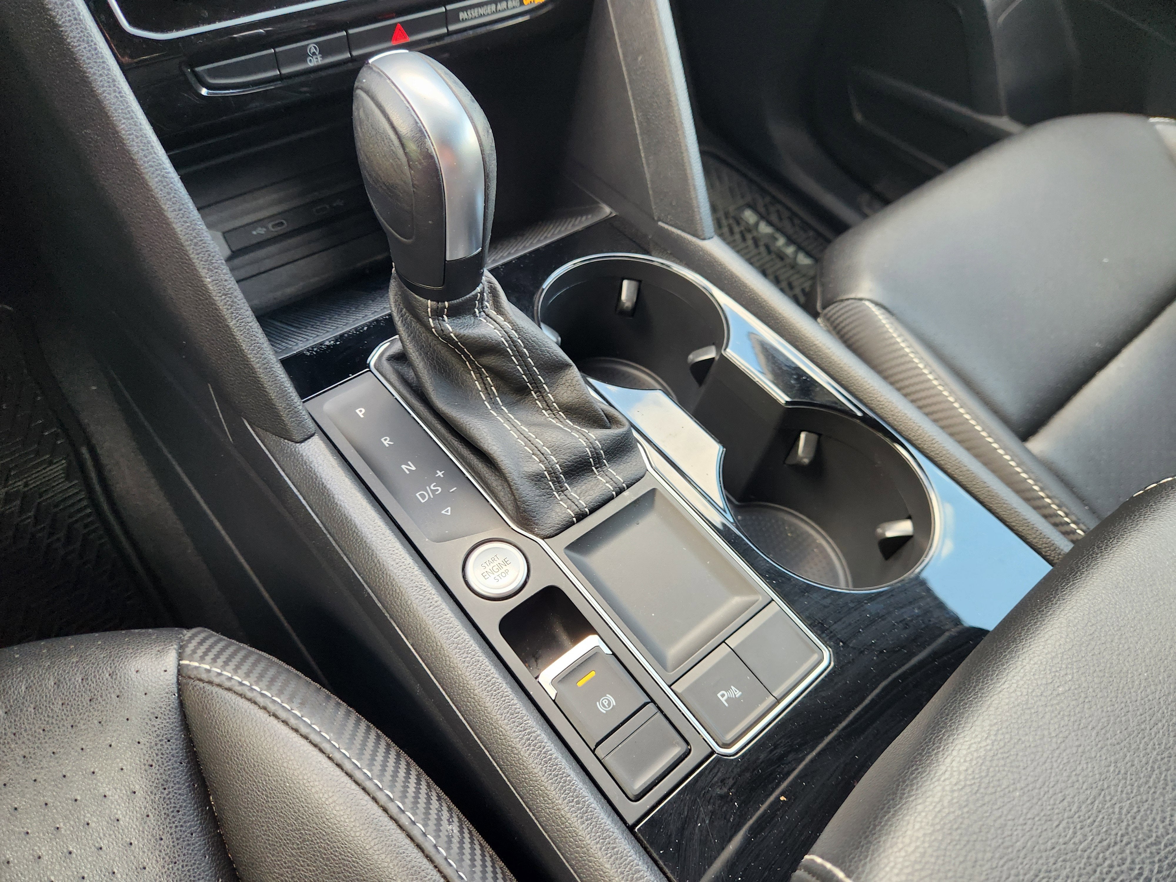 2023 Volkswagen Atlas Cross Sport 2.0T SE w/Technology