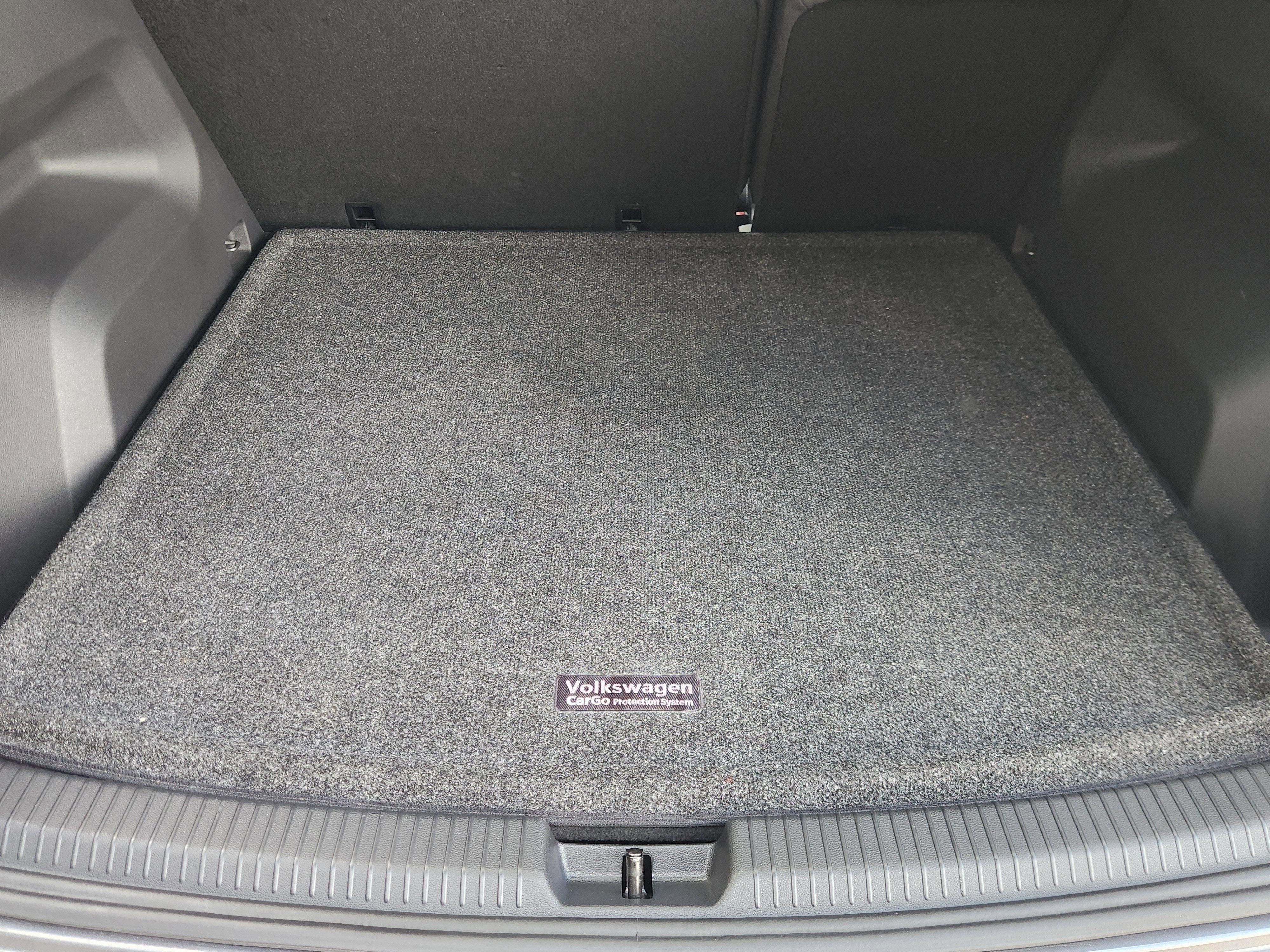 2023 Volkswagen Atlas Cross Sport 2.0T SE w/Technology