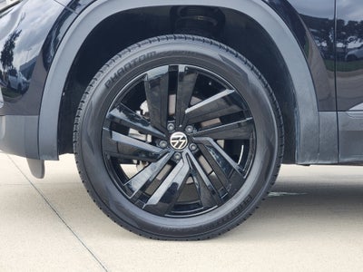 2023 Volkswagen Atlas Cross Sport 2.0T SE w/Technology