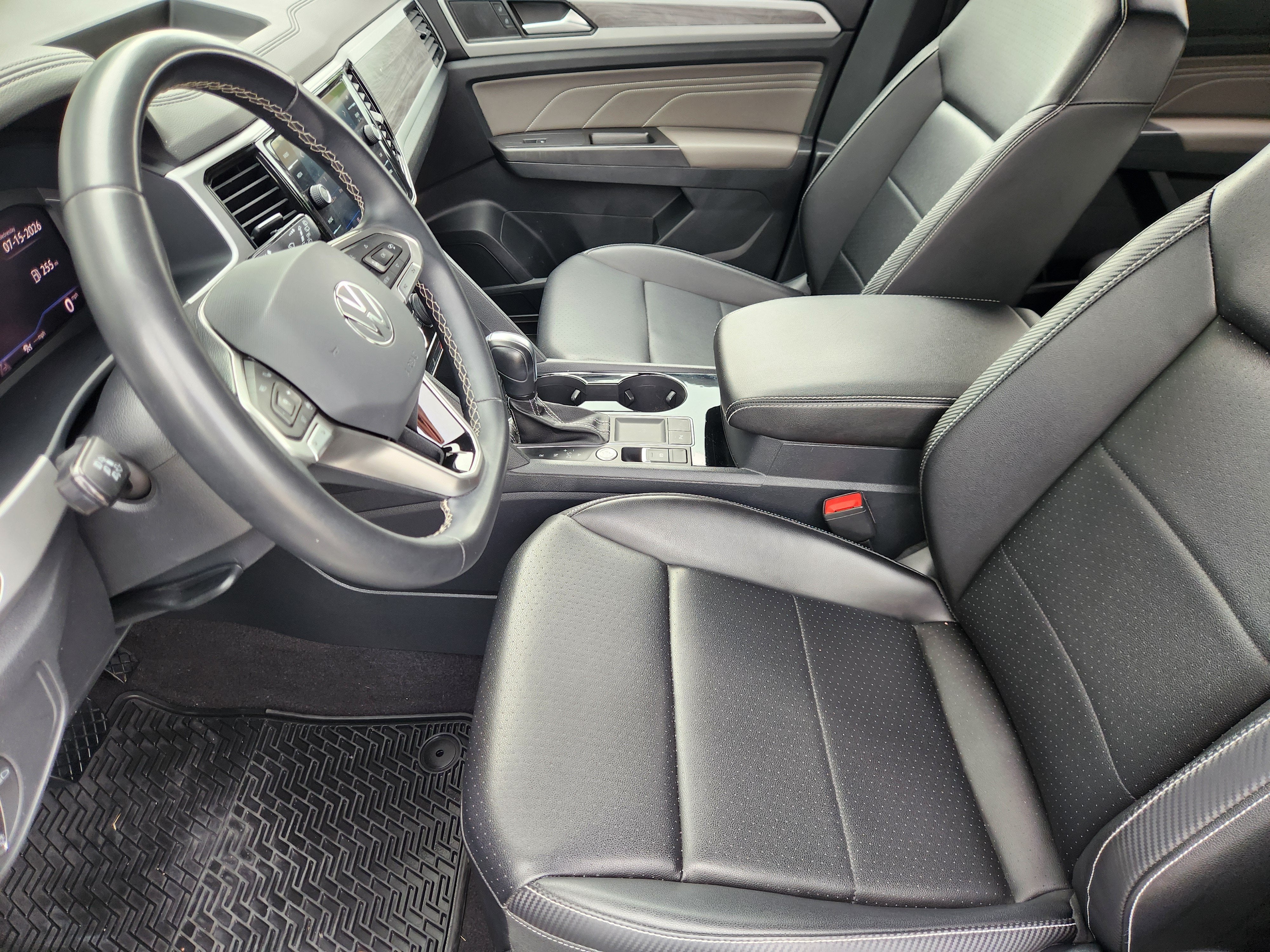 2023 Volkswagen Atlas Cross Sport 2.0T SE w/Technology