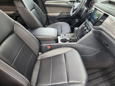 2023 Volkswagen Atlas Cross Sport 2.0T SE w/Technology