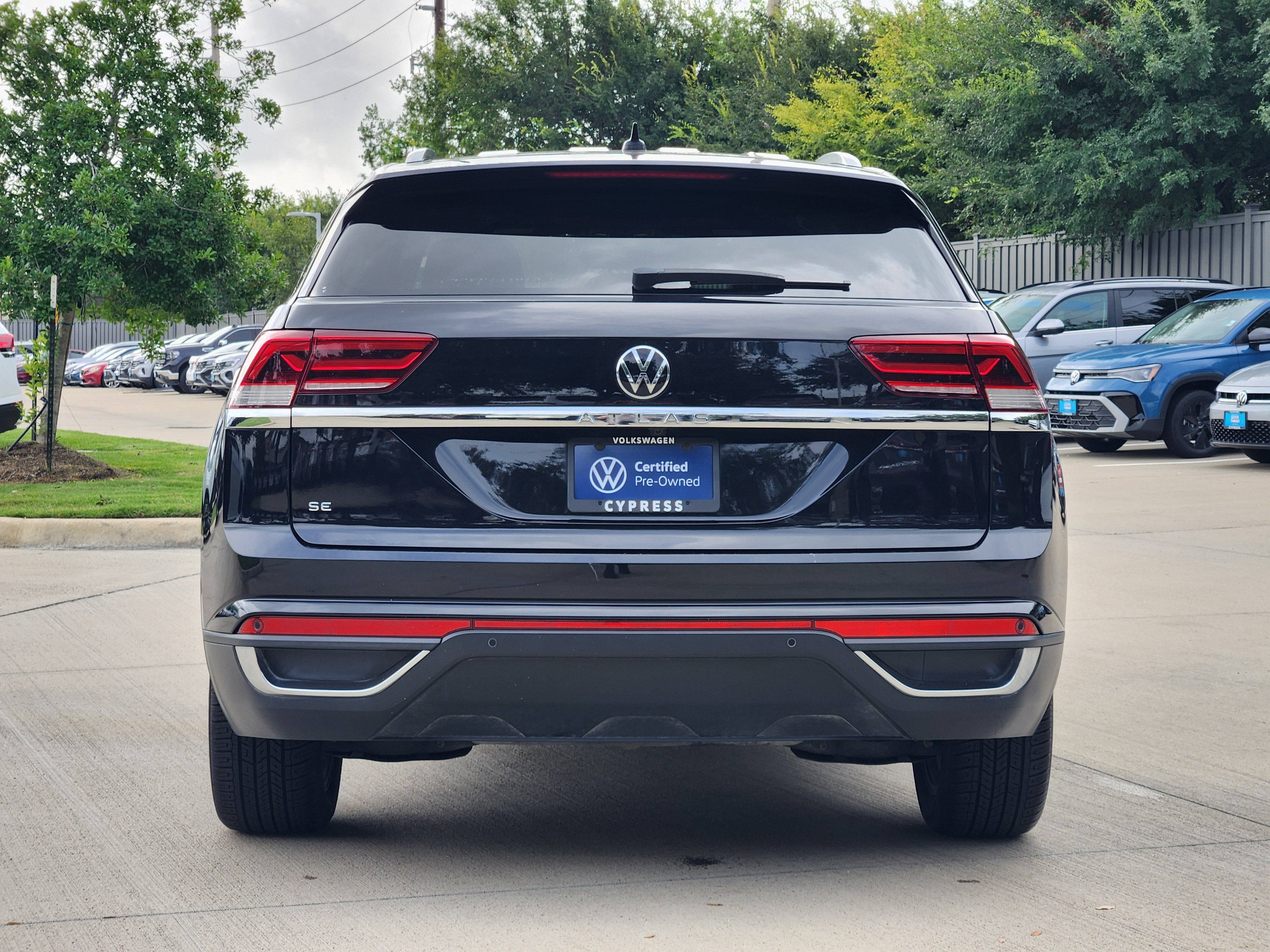 2023 Volkswagen Atlas Cross Sport 2.0T SE w/Technology