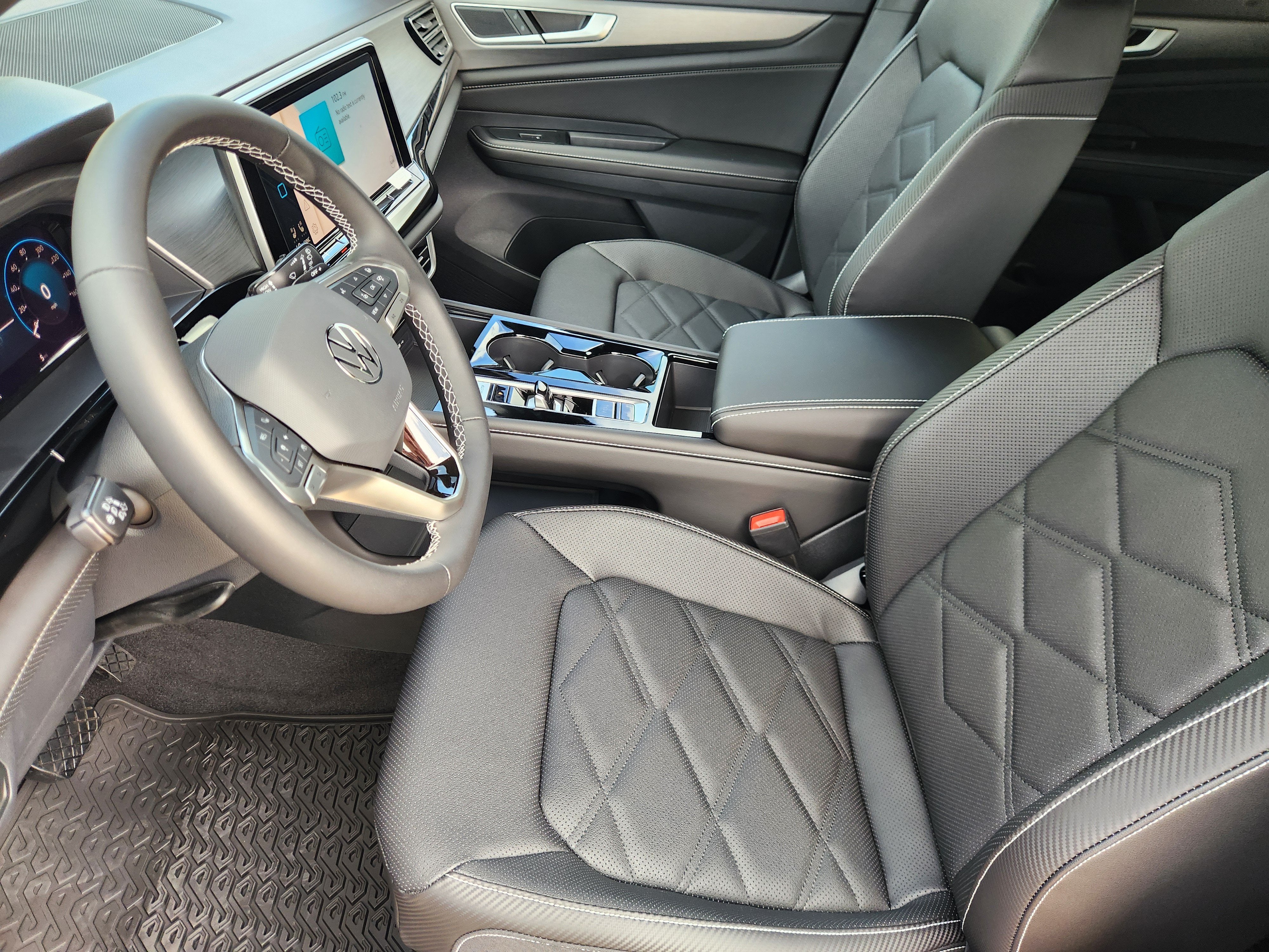 2026 Volkswagen Atlas Cross Sport 2.0T SE w/Technology