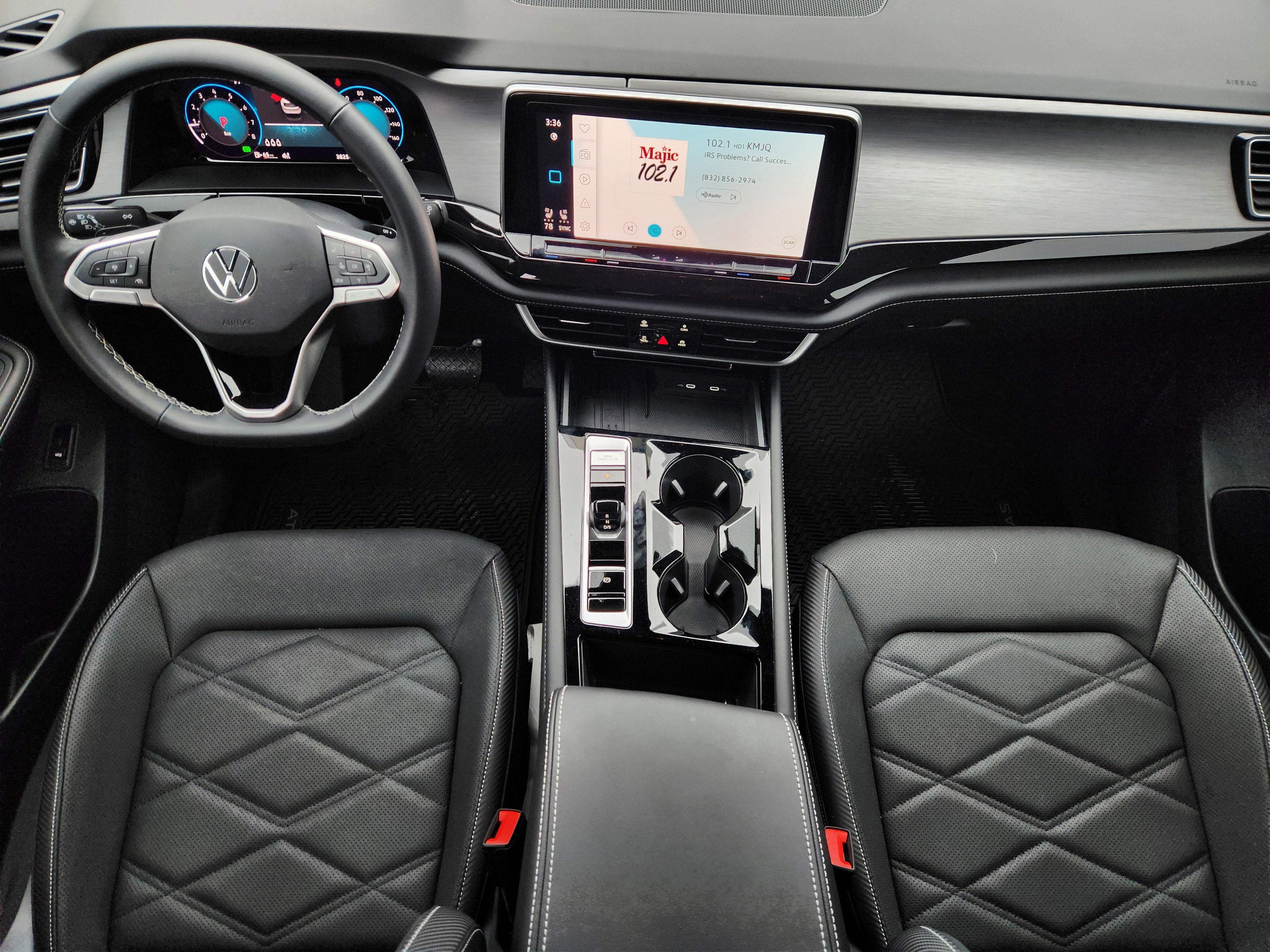 2026 Volkswagen Atlas Cross Sport 2.0T SE w/Technology