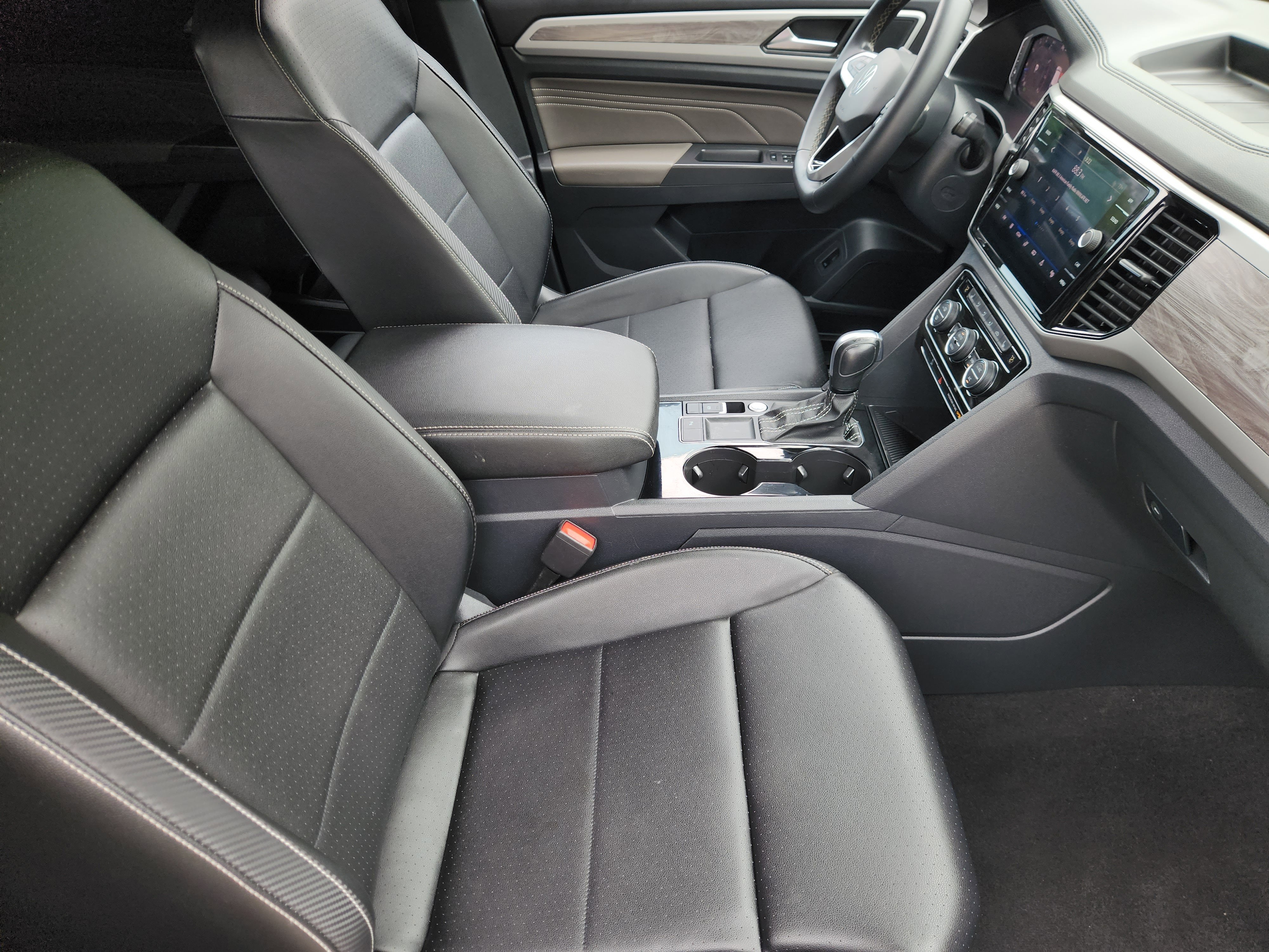 2023 Volkswagen Atlas Cross Sport 3.6L V6 SE w/Technology