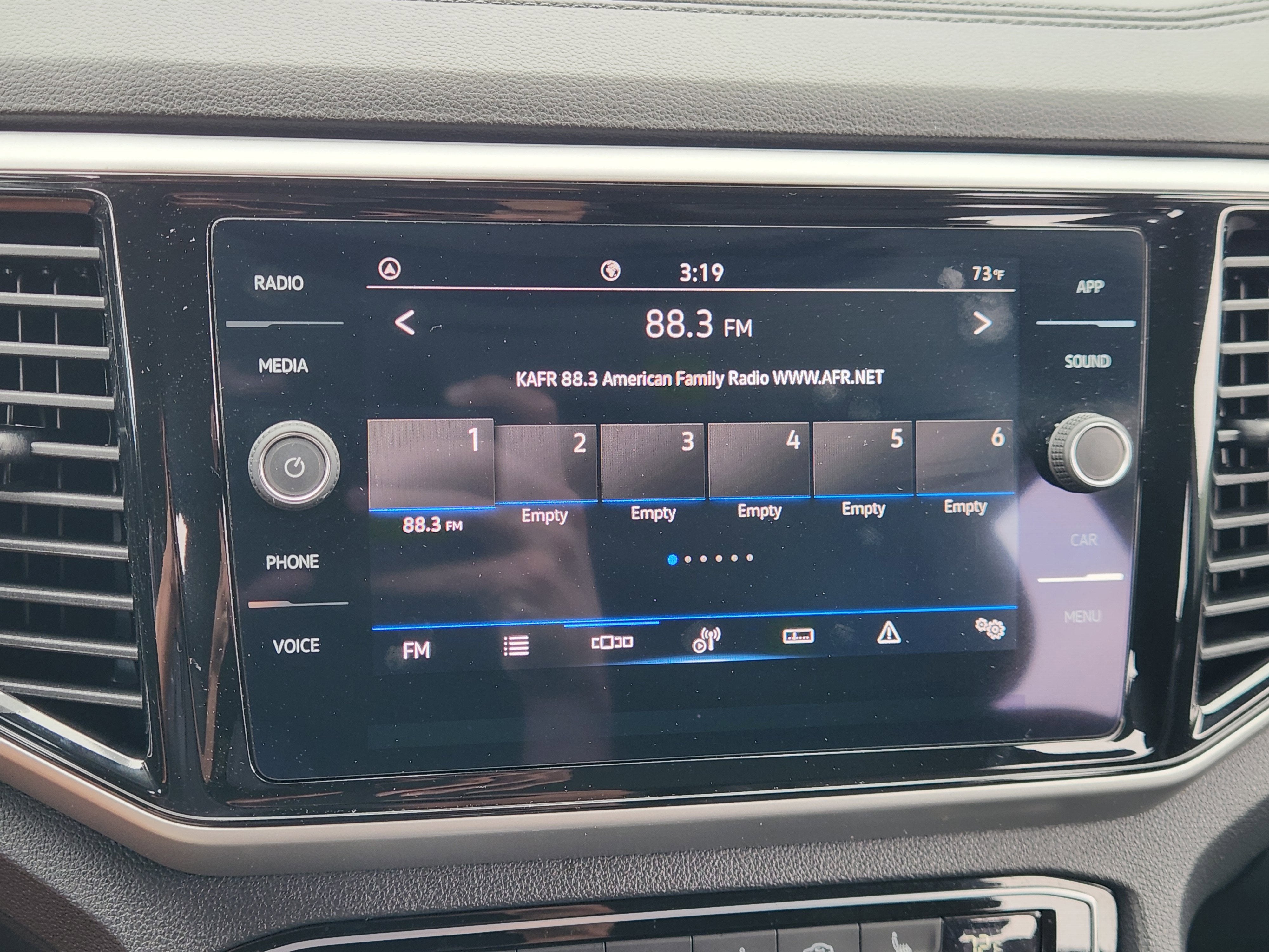 2023 Volkswagen Atlas Cross Sport 3.6L V6 SE w/Technology