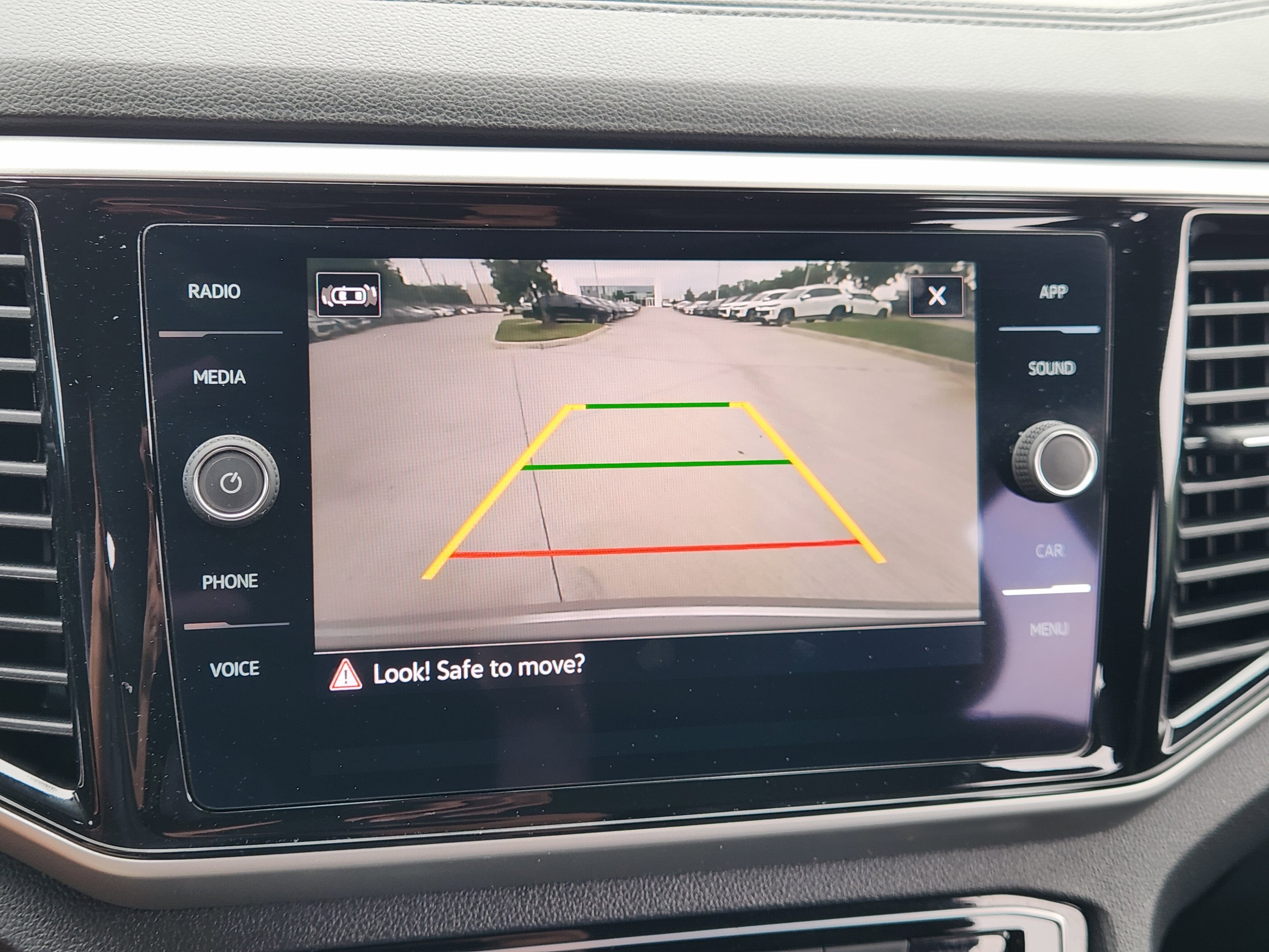2023 Volkswagen Atlas Cross Sport 3.6L V6 SE w/Technology