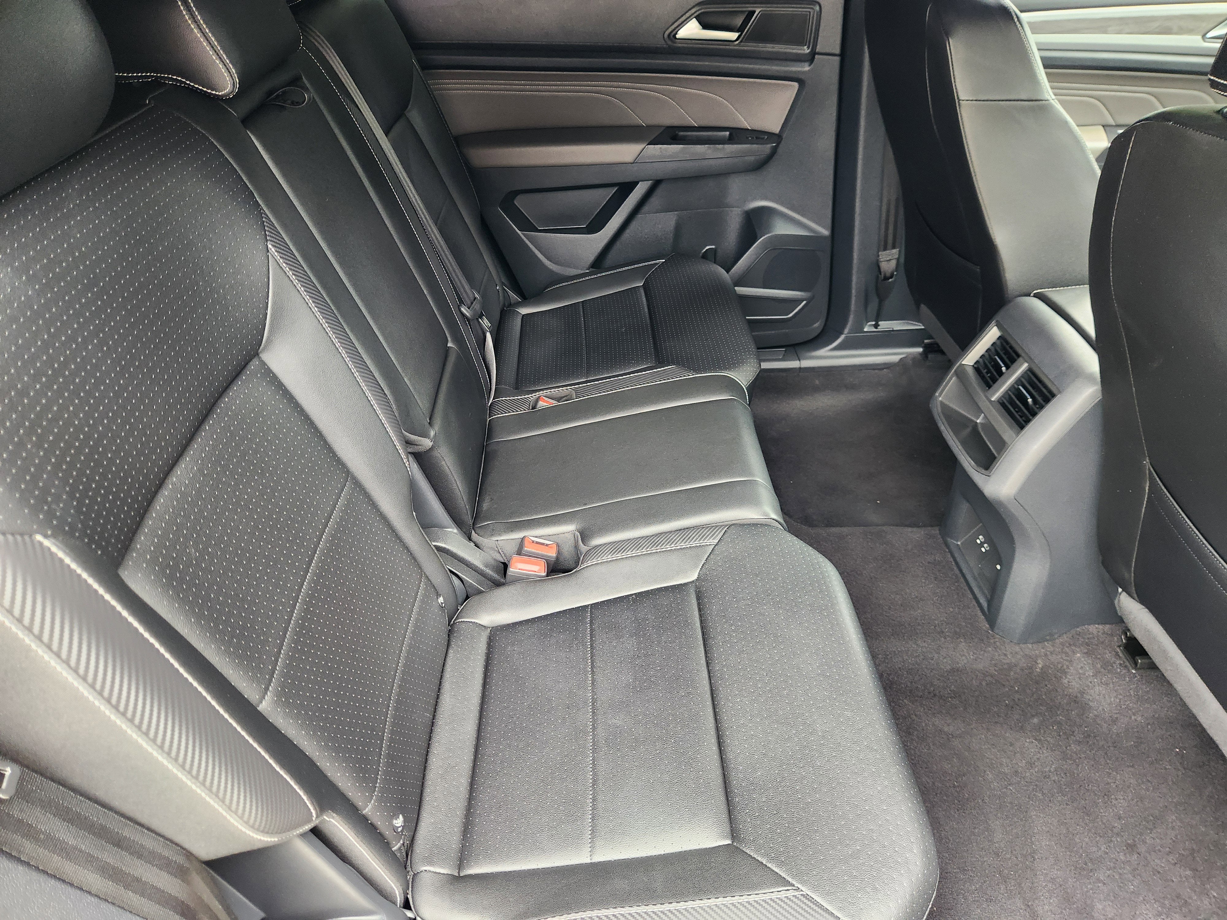 2023 Volkswagen Atlas Cross Sport 3.6L V6 SE w/Technology