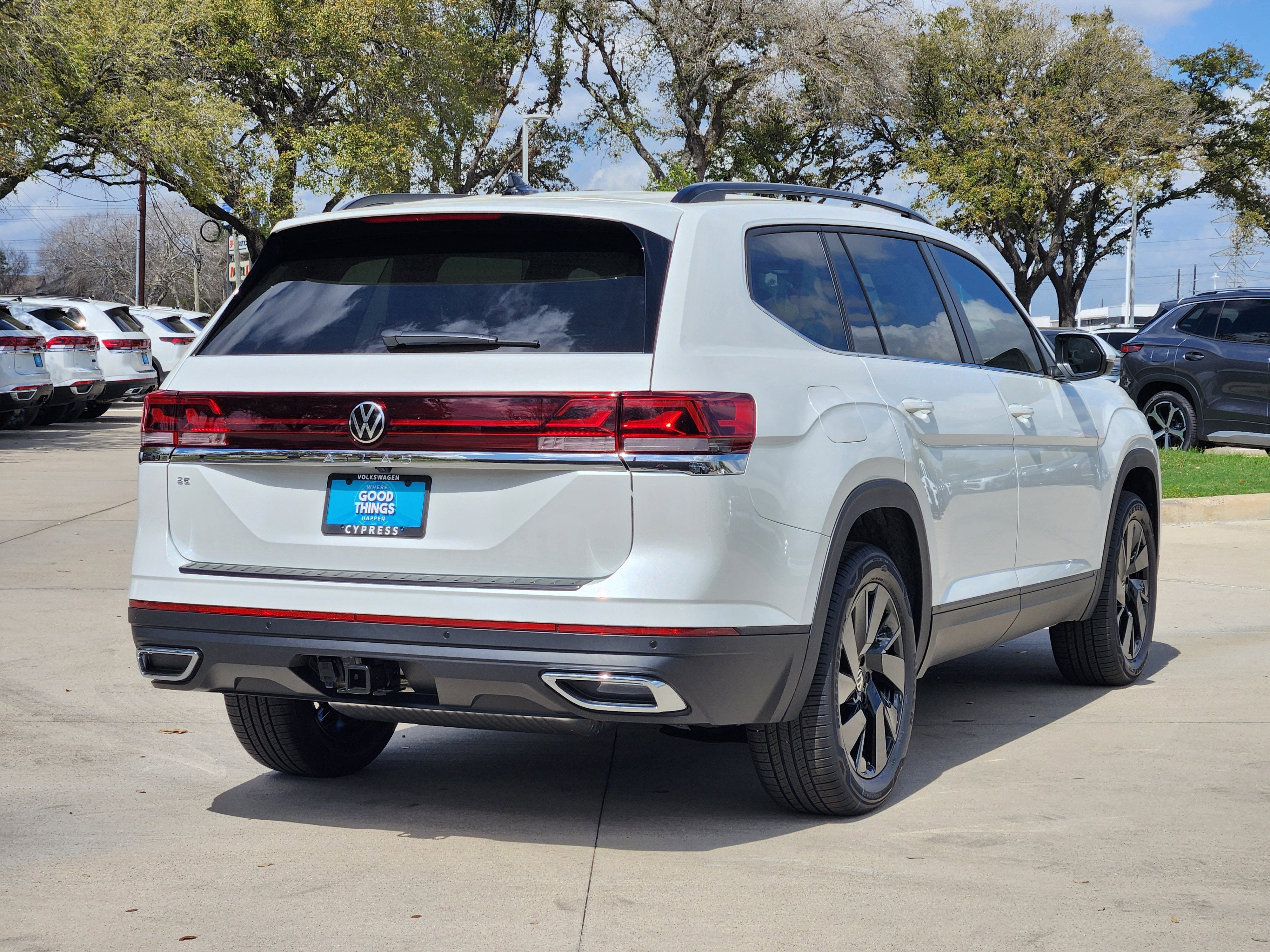 2026 Volkswagen Atlas 2.0T SE w/Technology