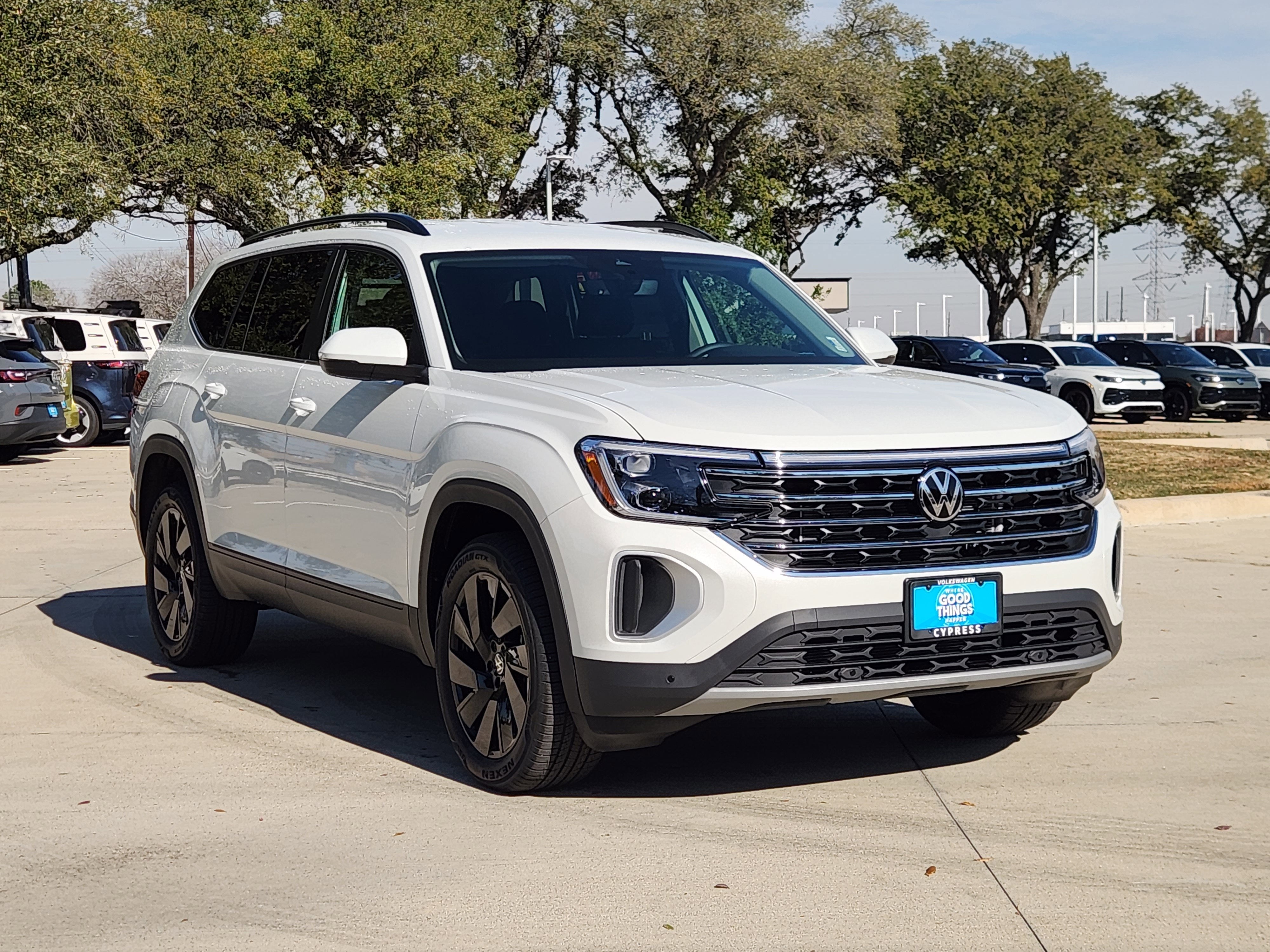 2026 Volkswagen Atlas 2.0T SE w/Technology