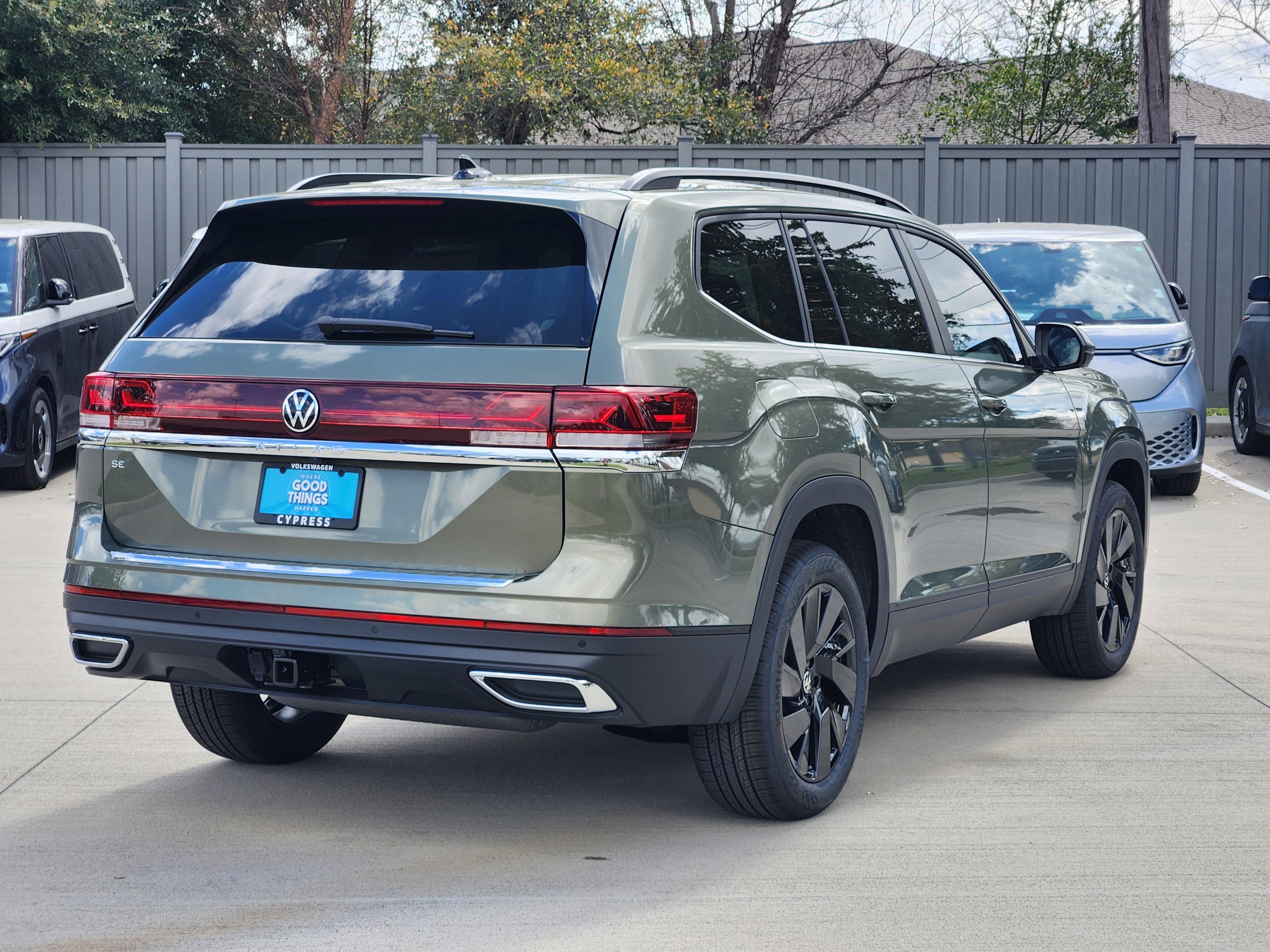 2026 Volkswagen Atlas 2.0T SE w/Technology