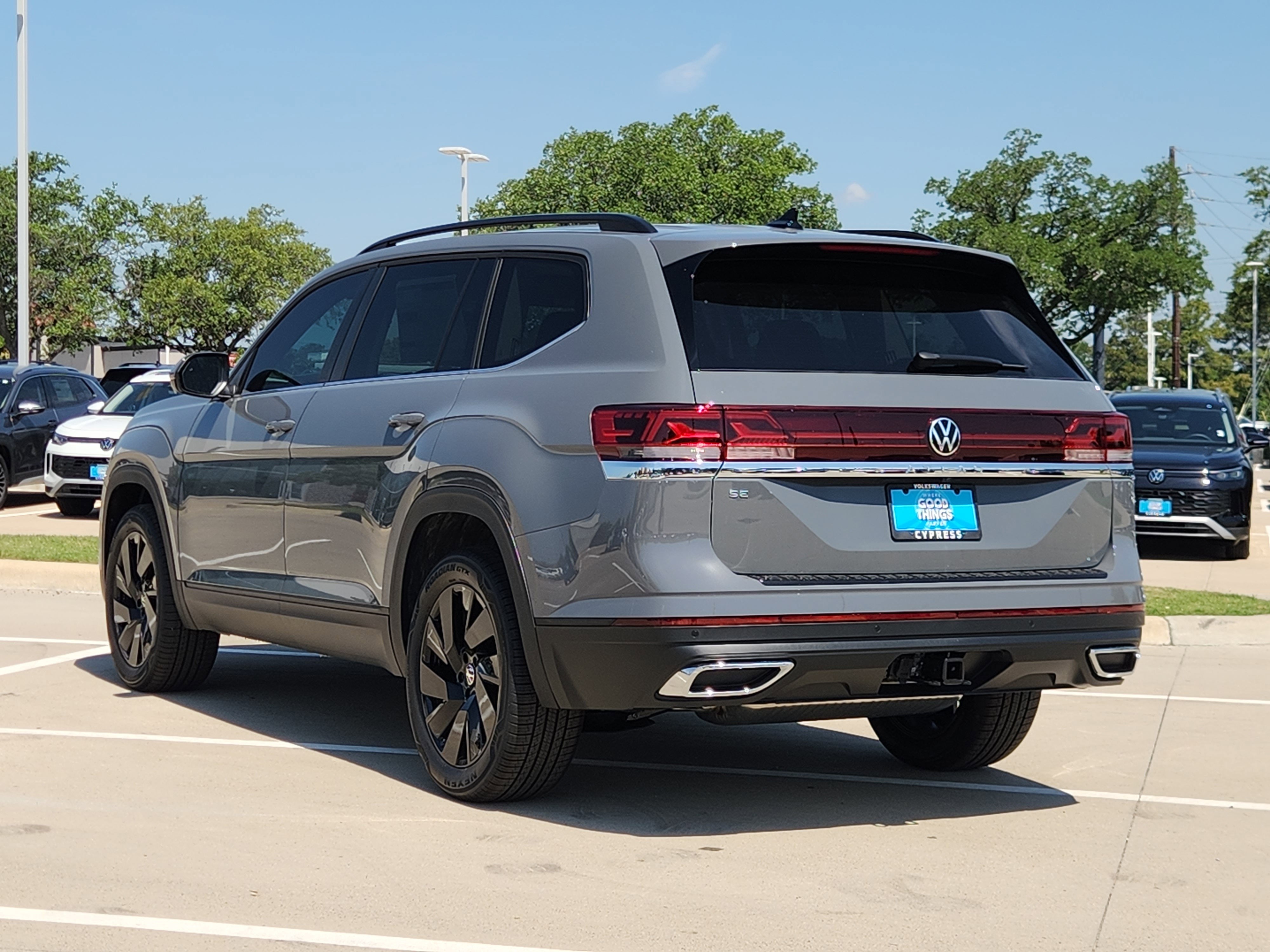 2026 Volkswagen Atlas 2.0T SE w/Technology