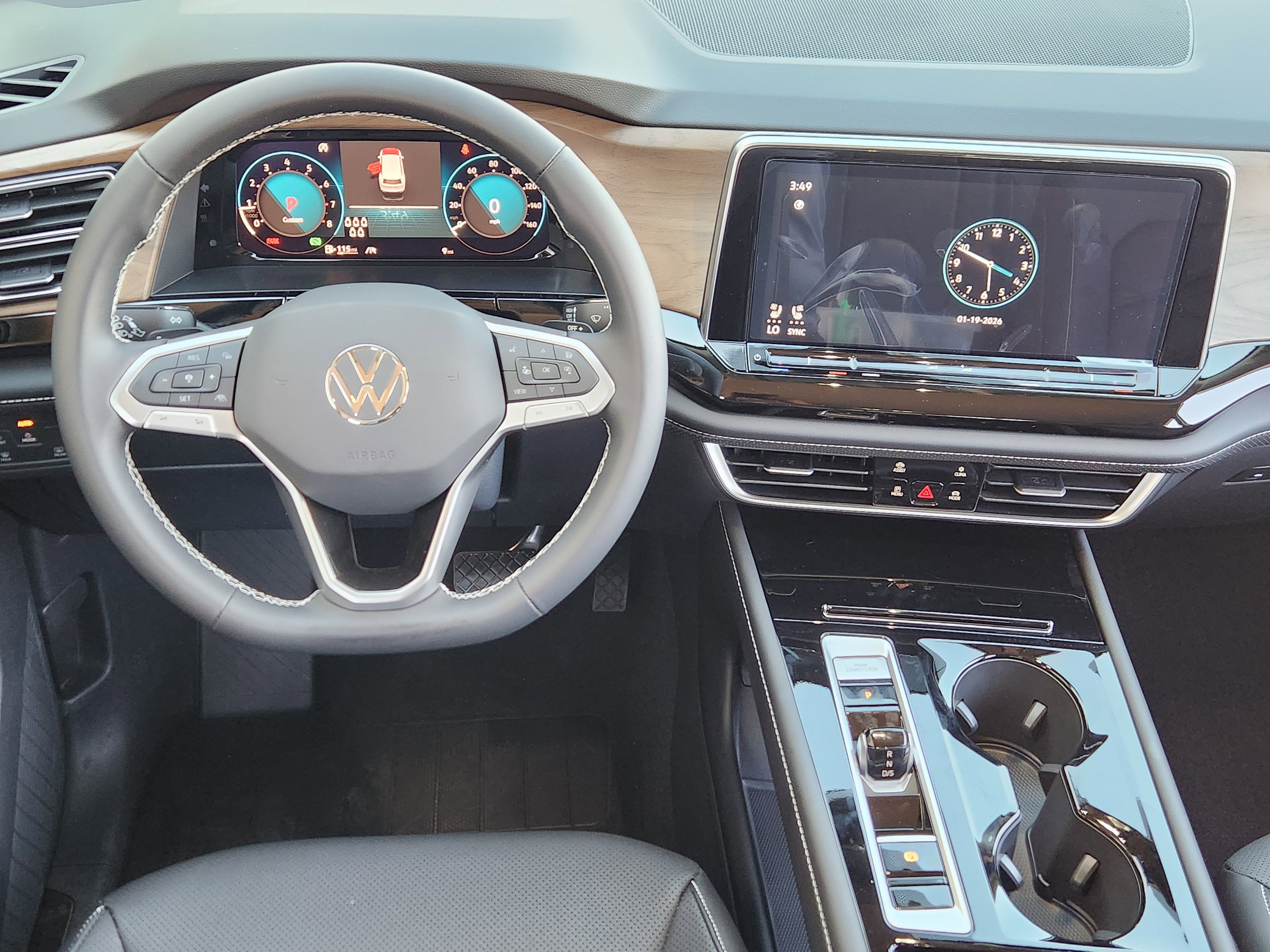 2026 Volkswagen Atlas 2.0T SE w/Technology