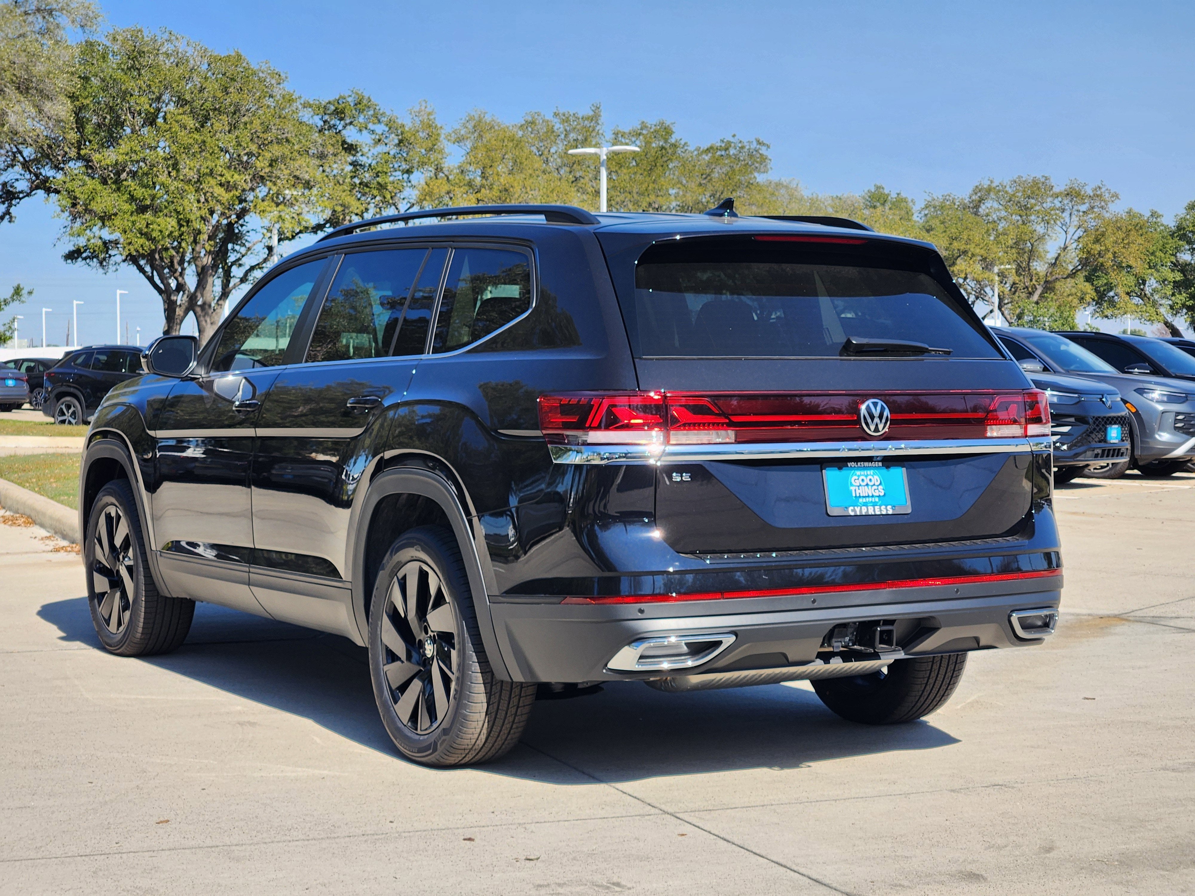 2026 Volkswagen Atlas 2.0T SE w/Technology