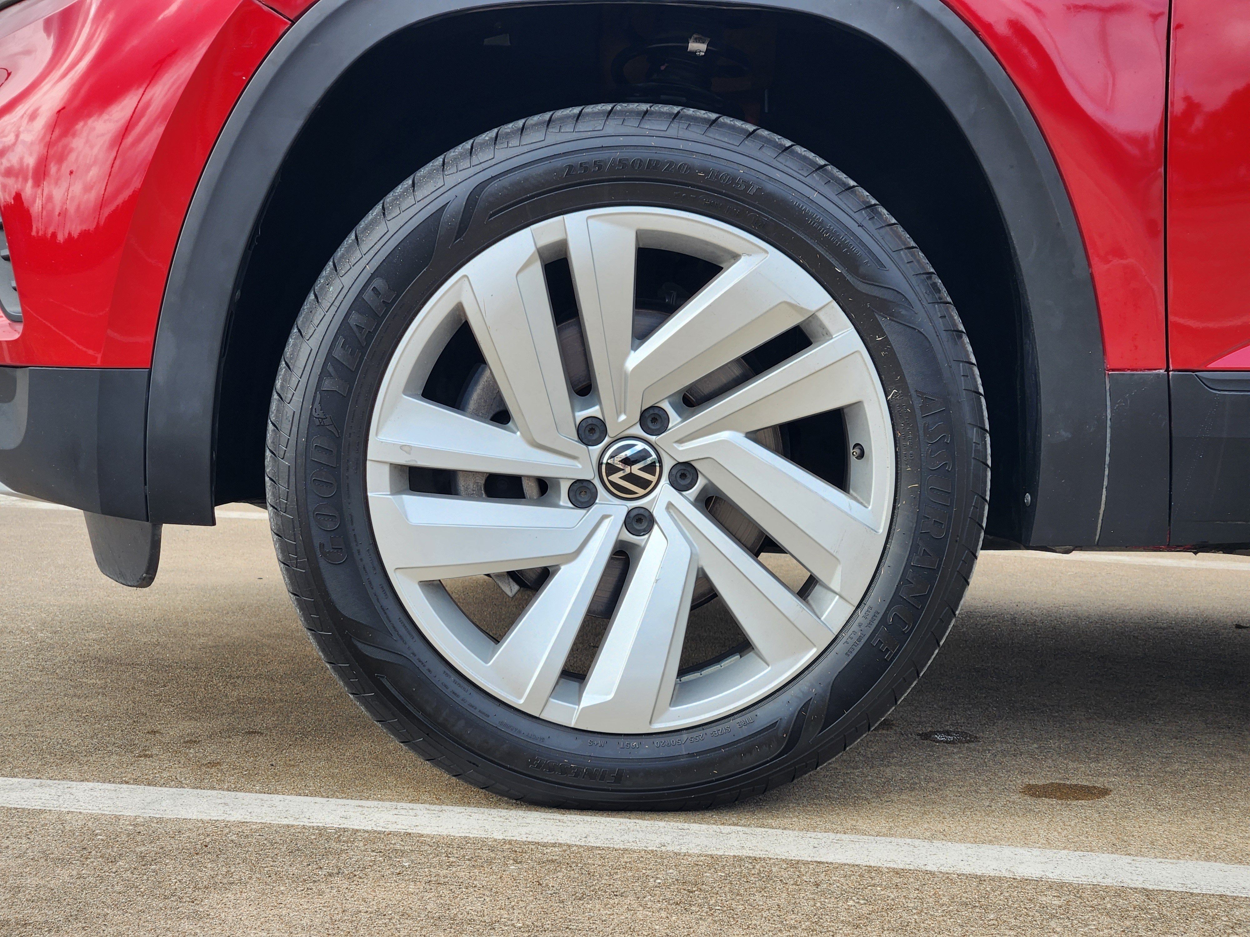 2023 Volkswagen Atlas 3.6L V6 SE w/Technology