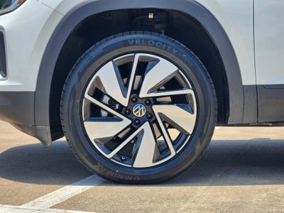 2025 Volkswagen Atlas 2.0T SE w/Technology