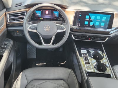 2025 Volkswagen Atlas 2.0T SE w/Technology