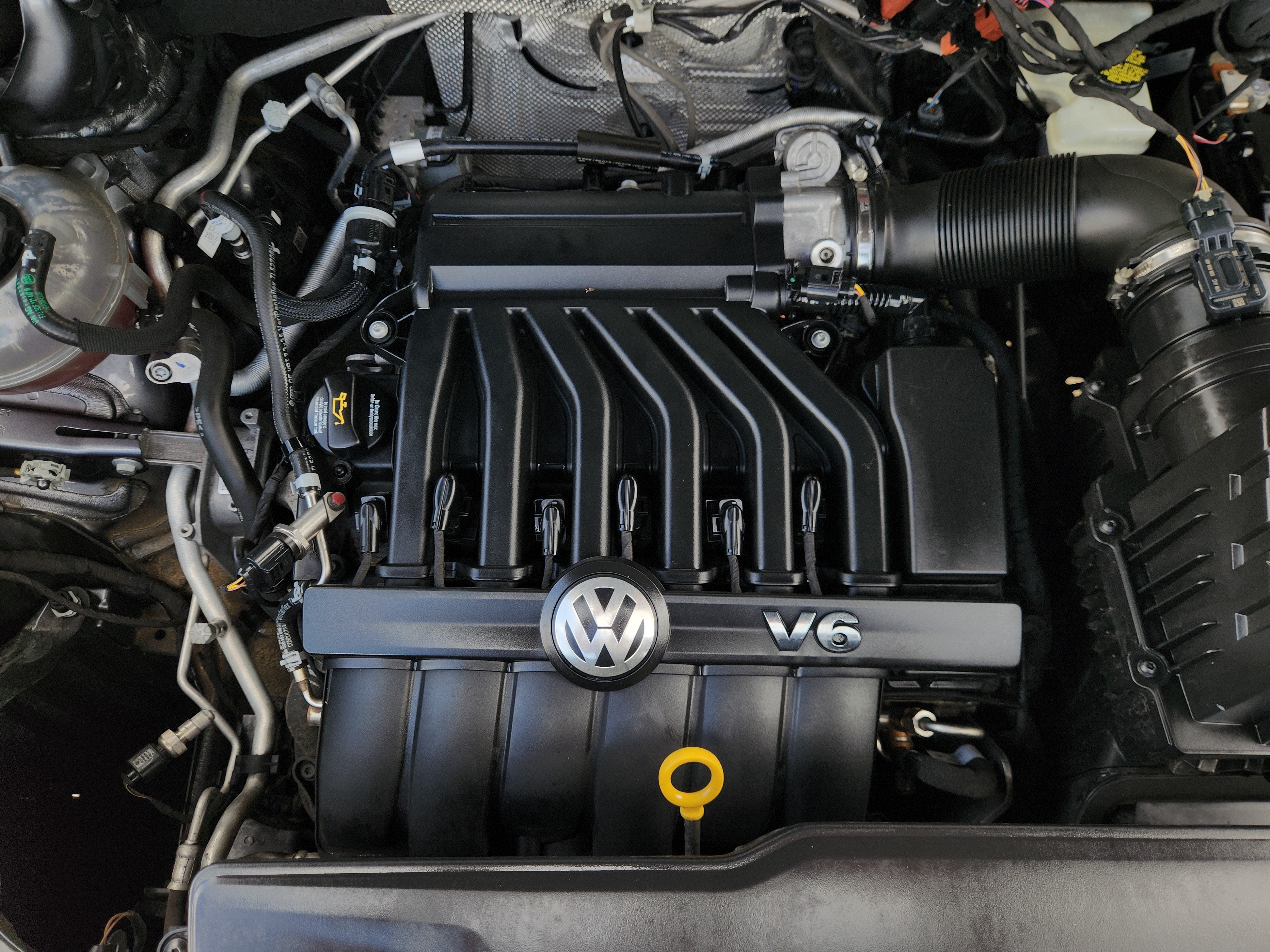 2021 Volkswagen Atlas 3.6L V6 SE w/Technology