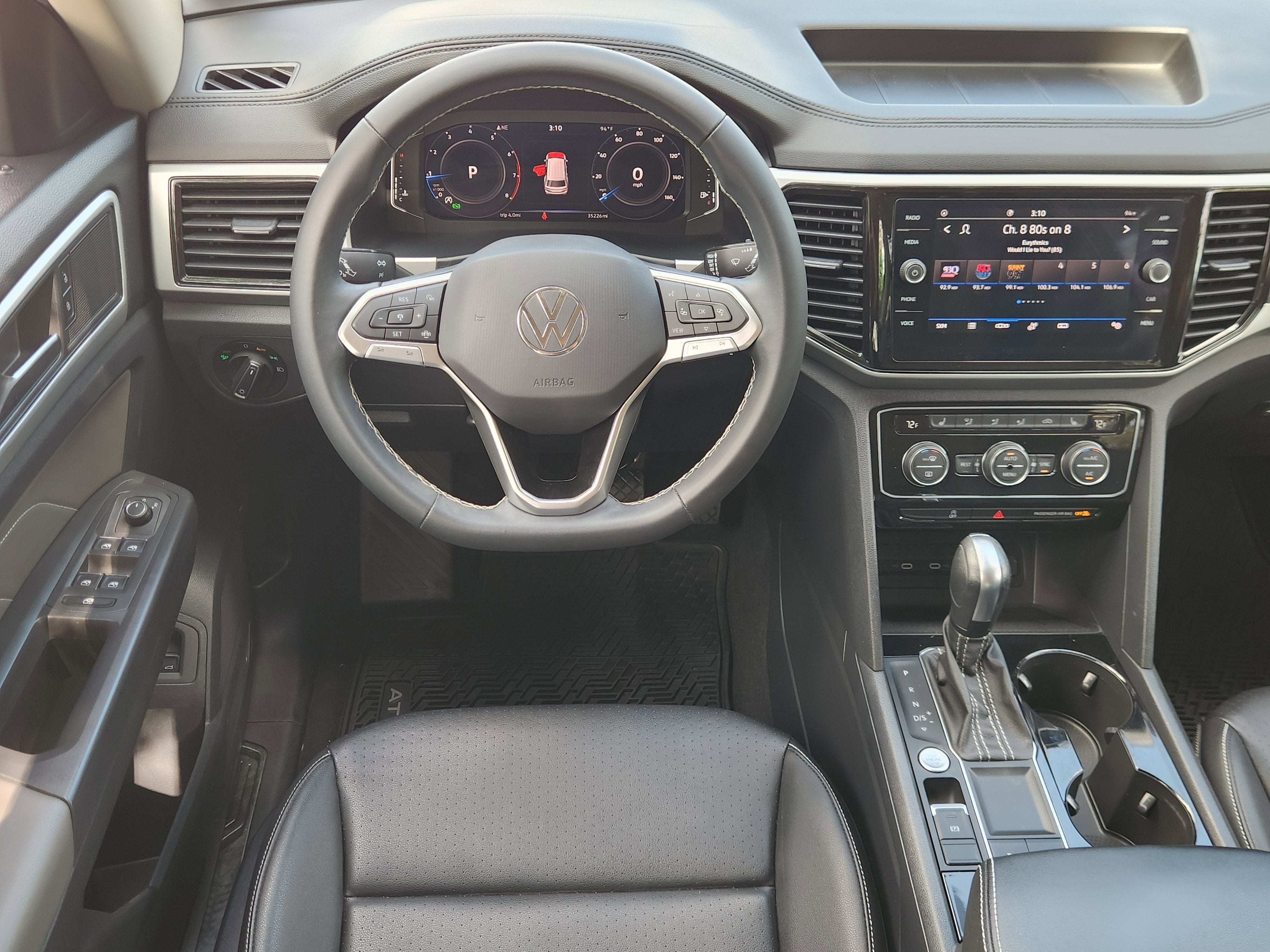 2023 Volkswagen Atlas 3.6L V6 SE w/Technology