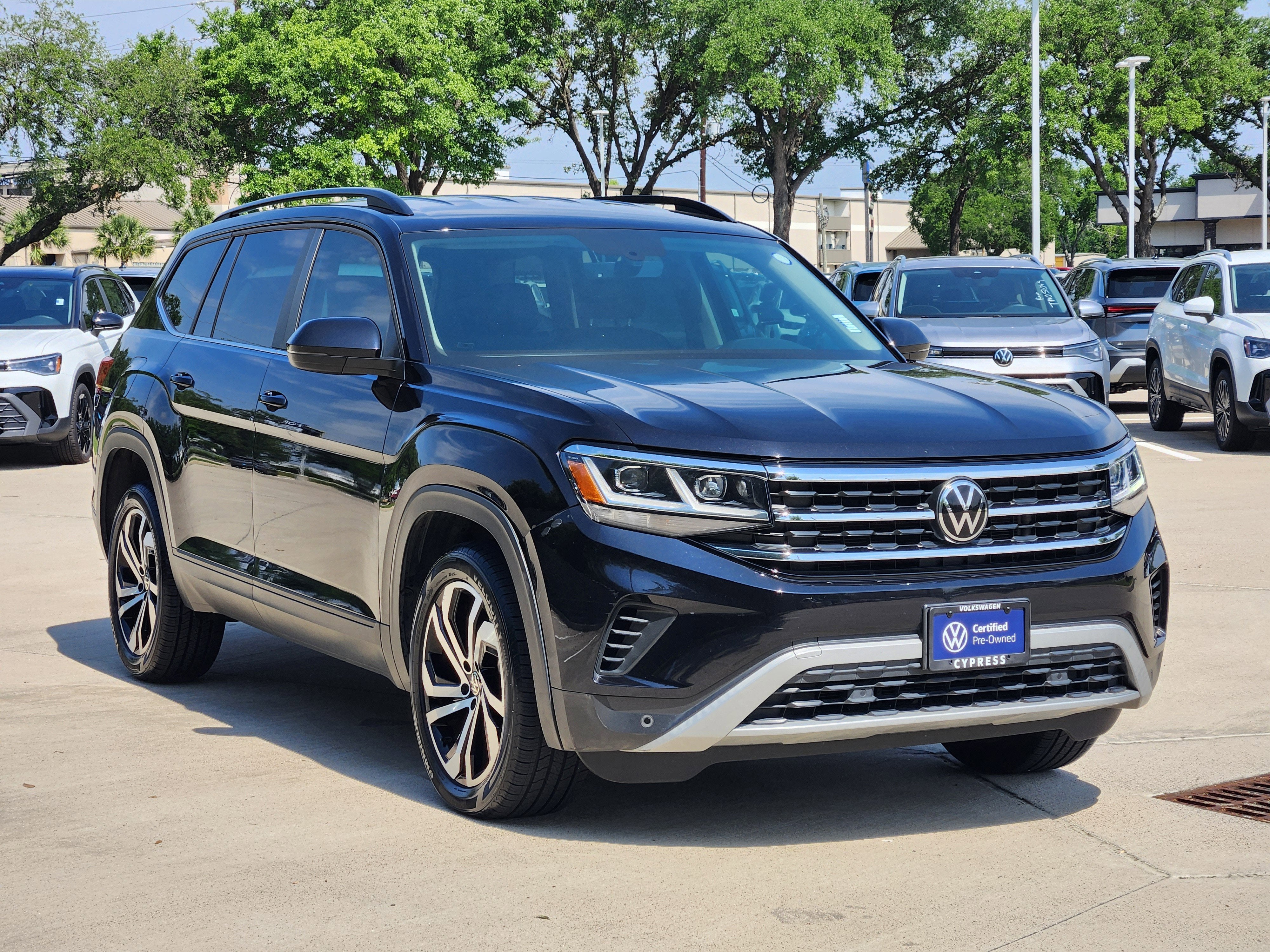2023 Volkswagen Atlas 3.6L V6 SE w/Technology
