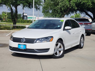 2013 Volkswagen Passat Base