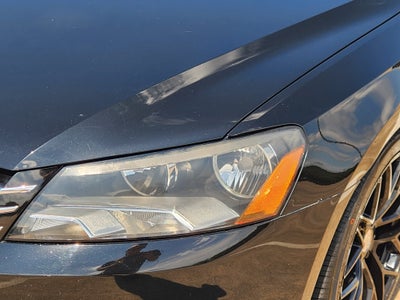 2015 Volkswagen Passat 1.8T SE w/Sunroof & Nav