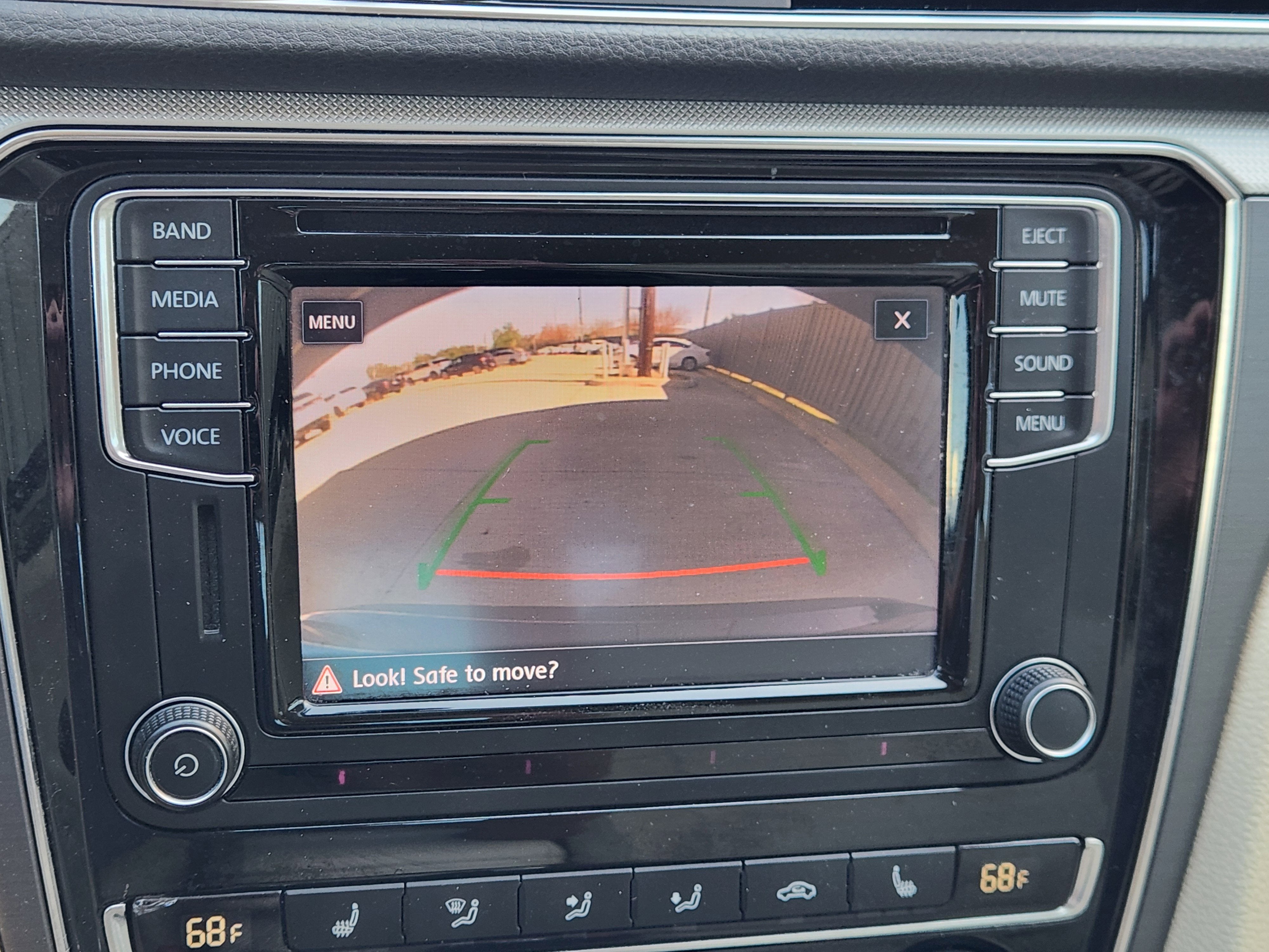 2017 Volkswagen Passat R-Line w/Comfort Pkg