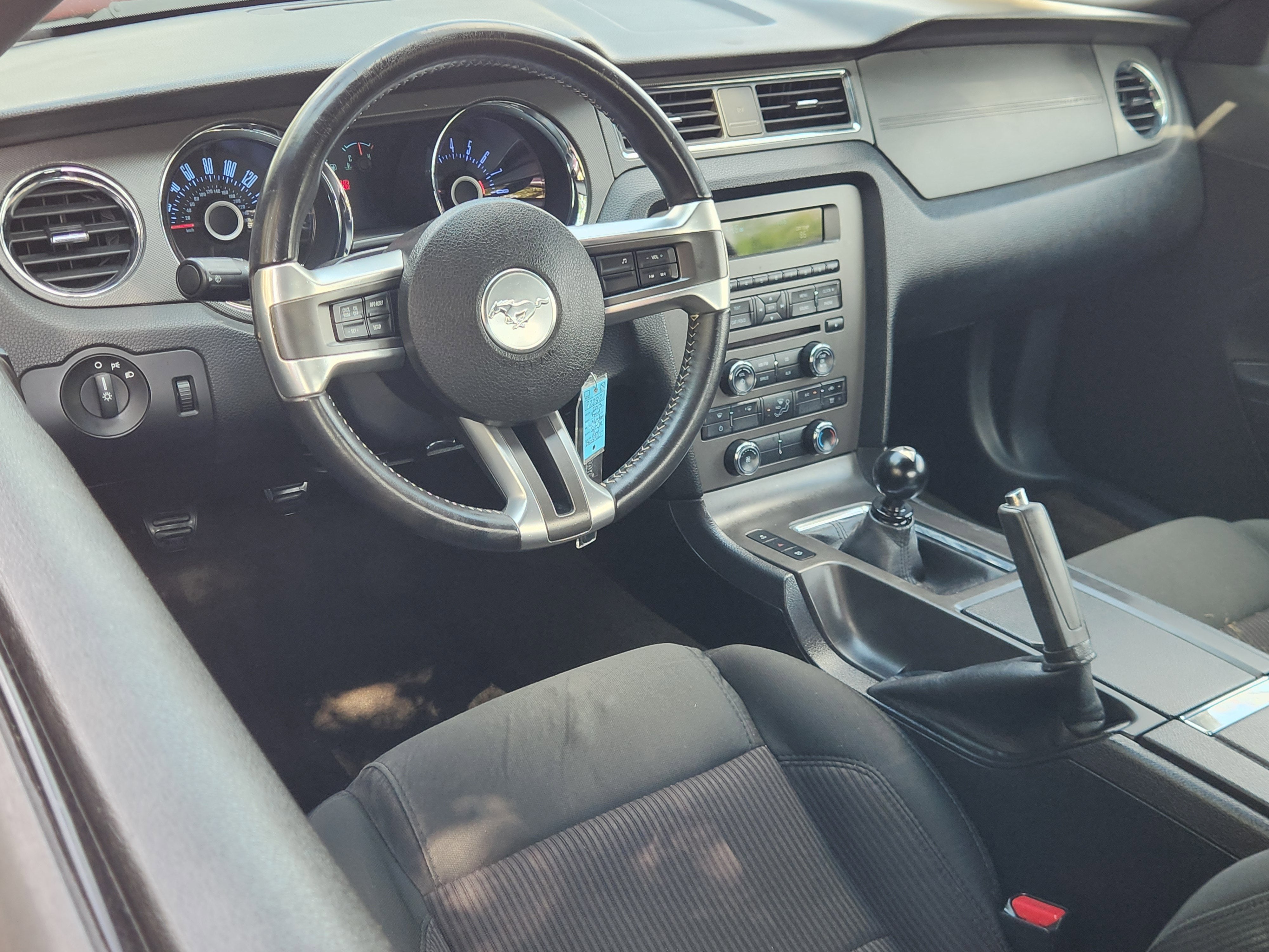 2013 Ford Mustang V6
