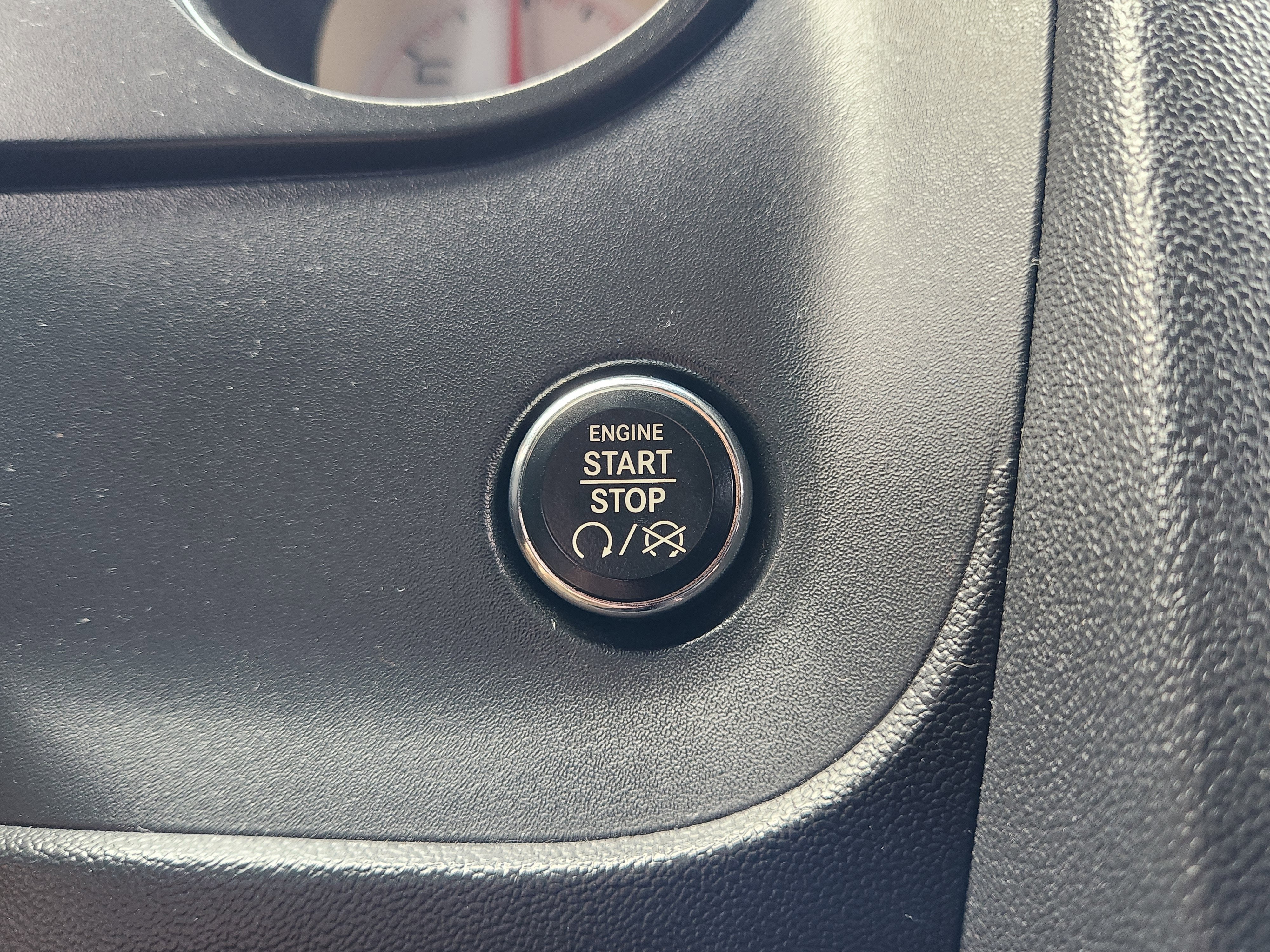 2013 Dodge Challenger Base