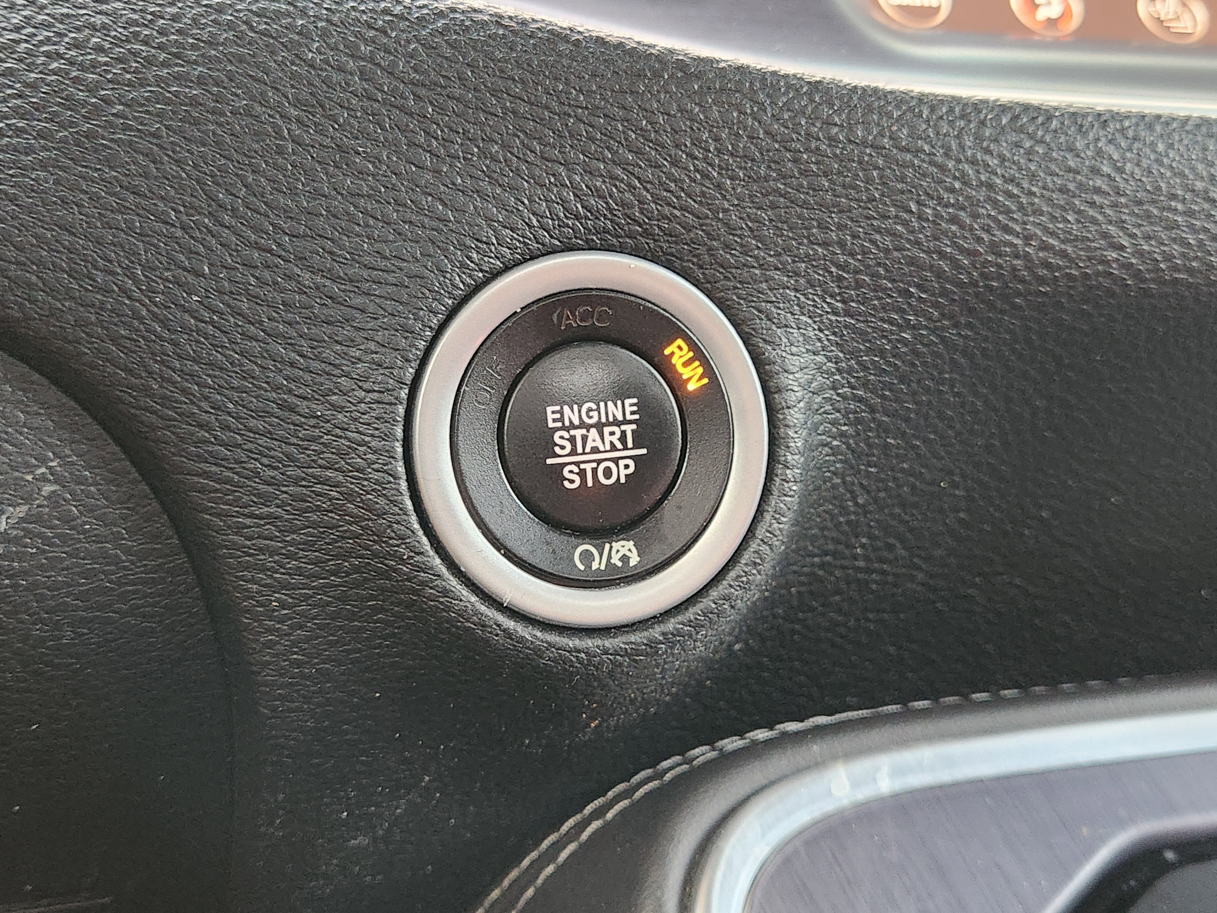 2018 Dodge Challenger SXT Plus