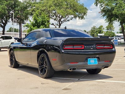 2018 Dodge Challenger SXT Plus