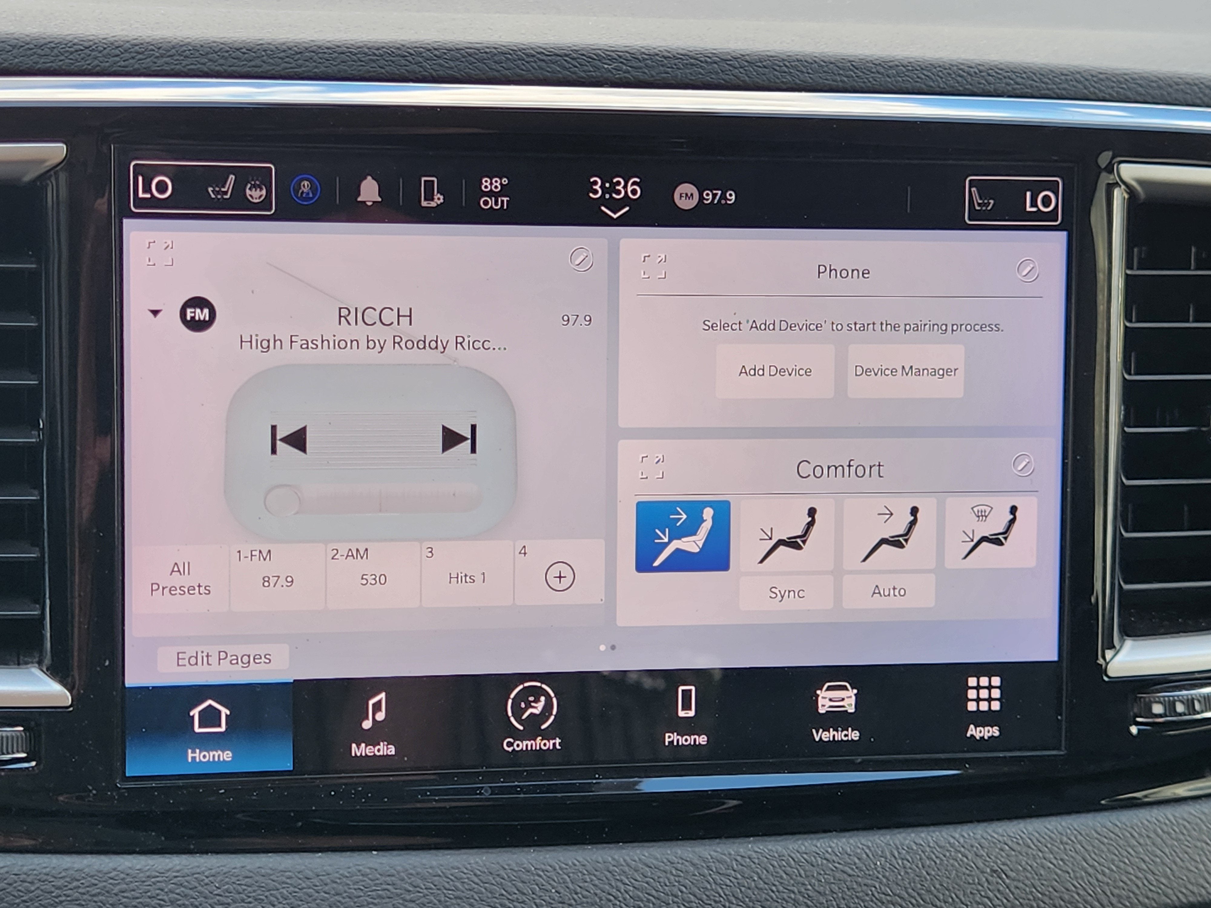 2023 Chrysler Pacifica Touring L