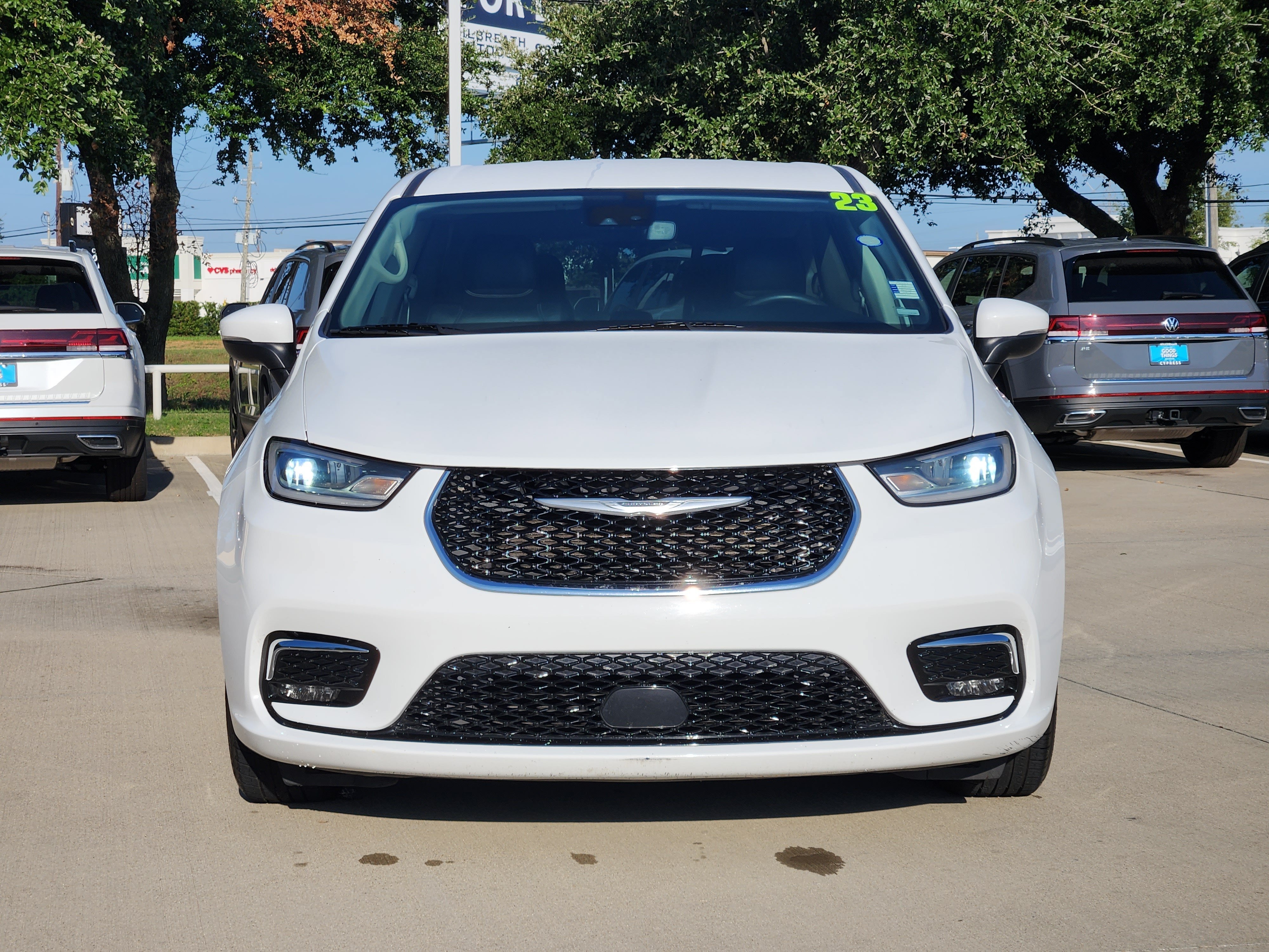 2023 Chrysler Pacifica Touring L